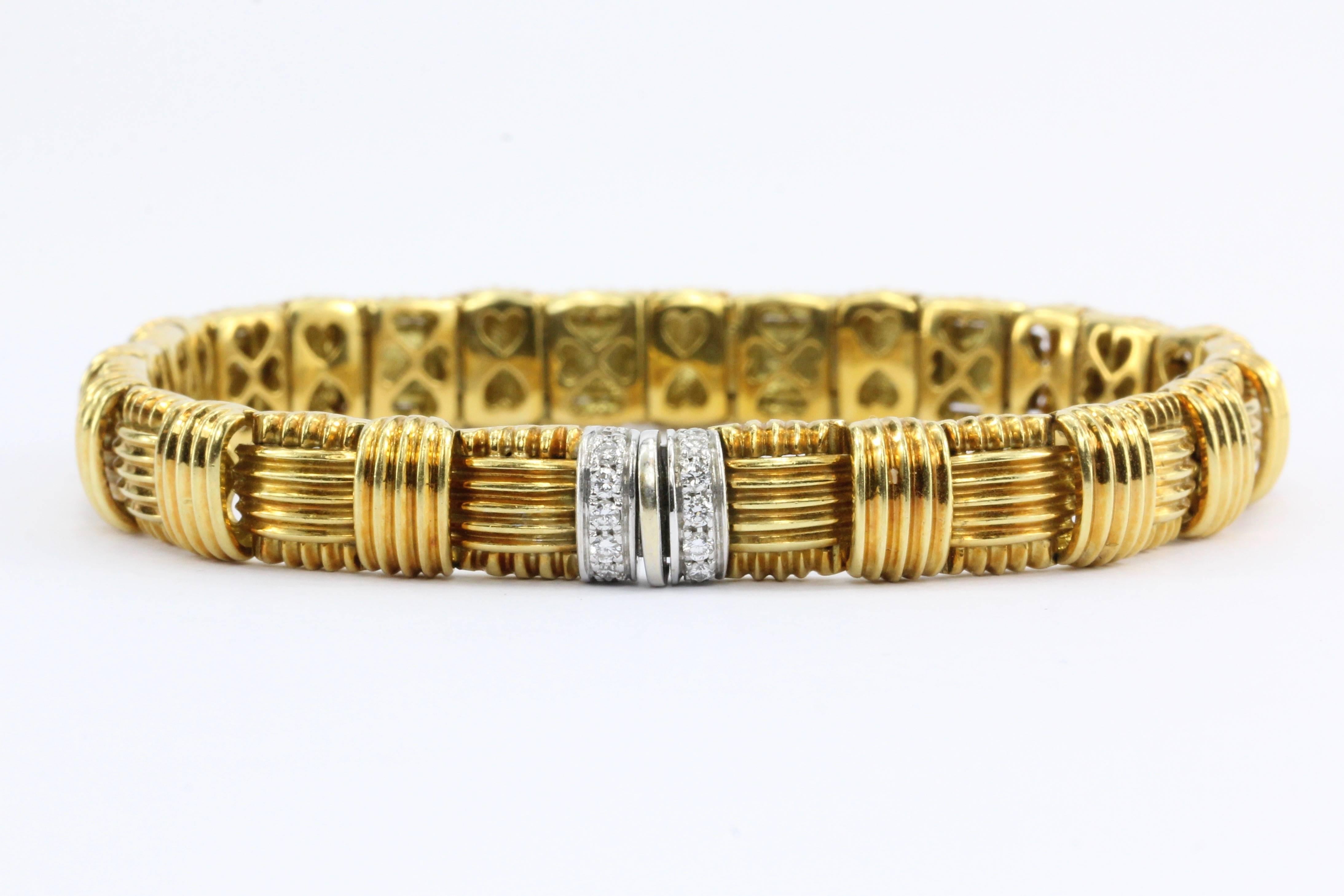 Roberto Coin 18 Karat Gold and Diamond Appassionata One-Row Woven Bracelet In Excellent Condition In Cape May, NJ