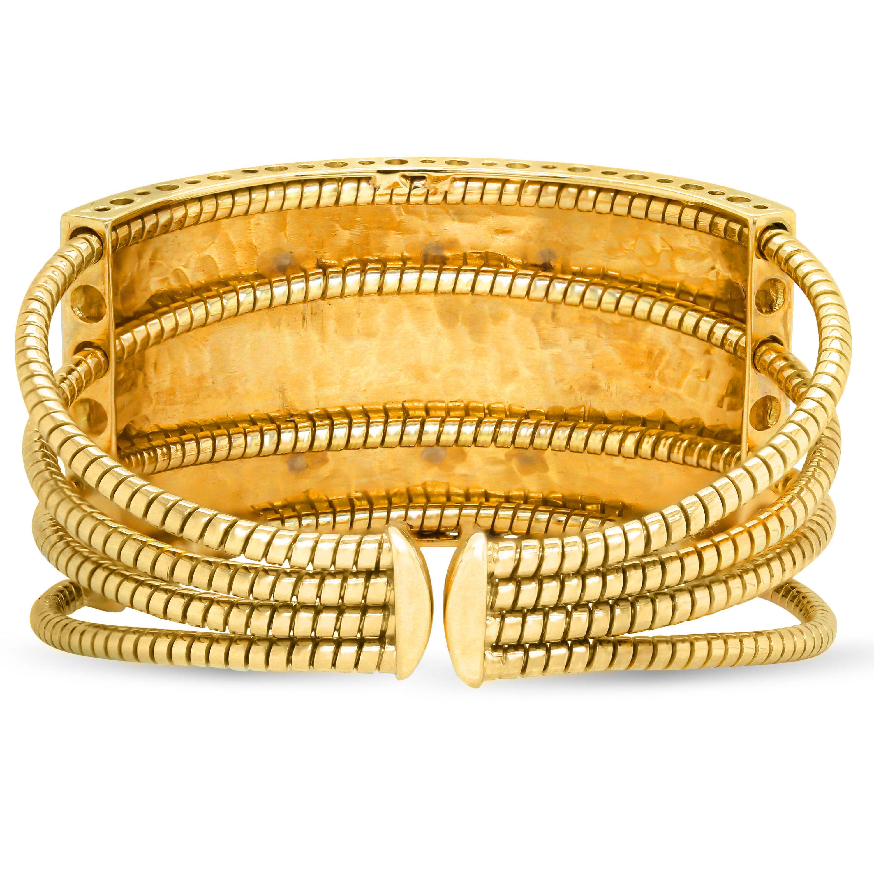 Roberto Coin 18 Karat Gold Diamond Enamel Ladies Models Wide Cuff Bracelet For Sale 1