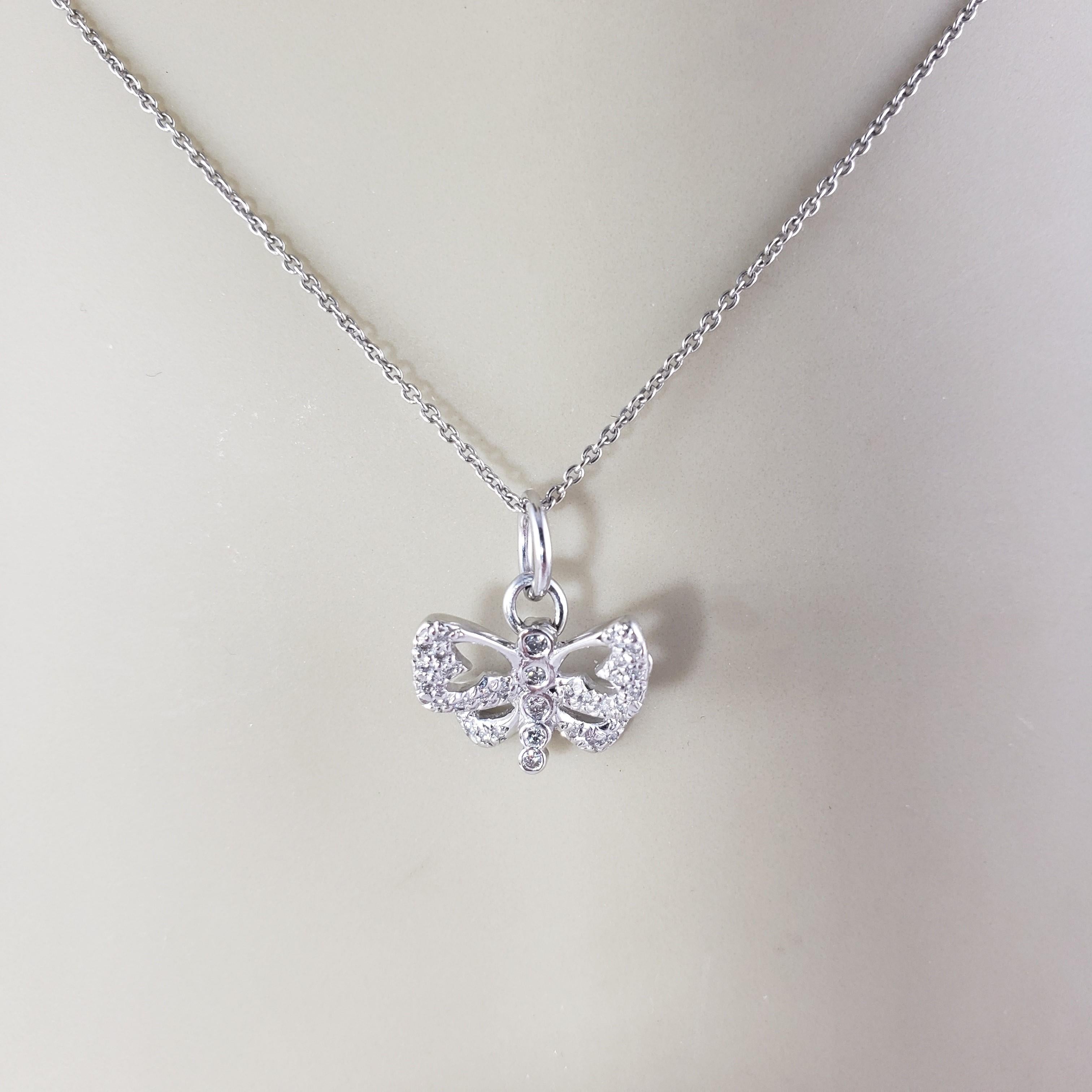 Roberto Coin 18 Karat White Gold and Diamond Butterfly Pendant #16637 For Sale 2
