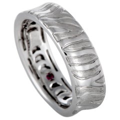 Roberto Coin 18 Karat White Gold Engraved Zebra Pattern Ring