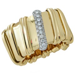 Roberto Coin 18 Karat Yellow Gold and Diamond Ring