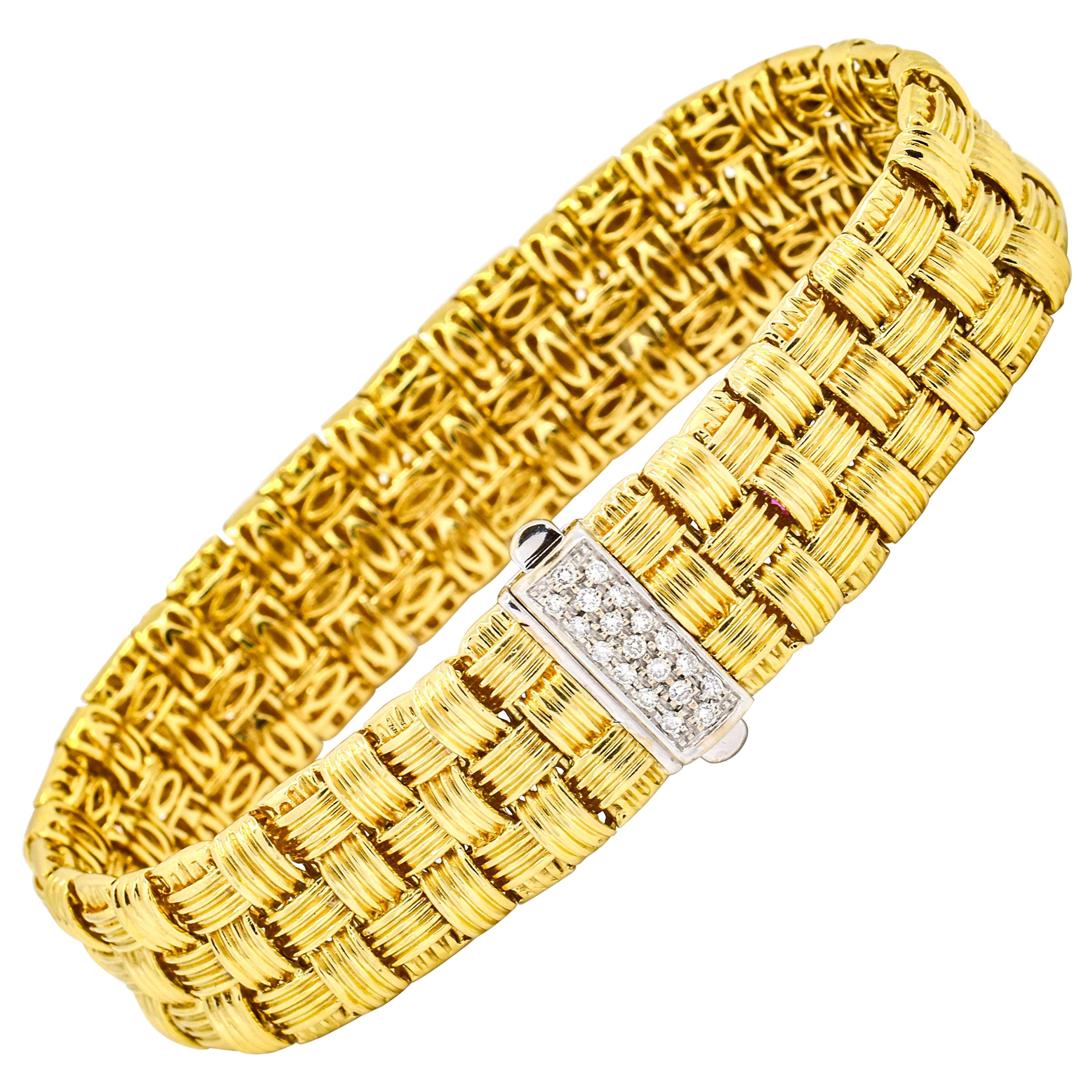 Roberto Coin 18 Karat Yellow Gold Appassionata Diamond Clasp 3-Row Bracelet For Sale