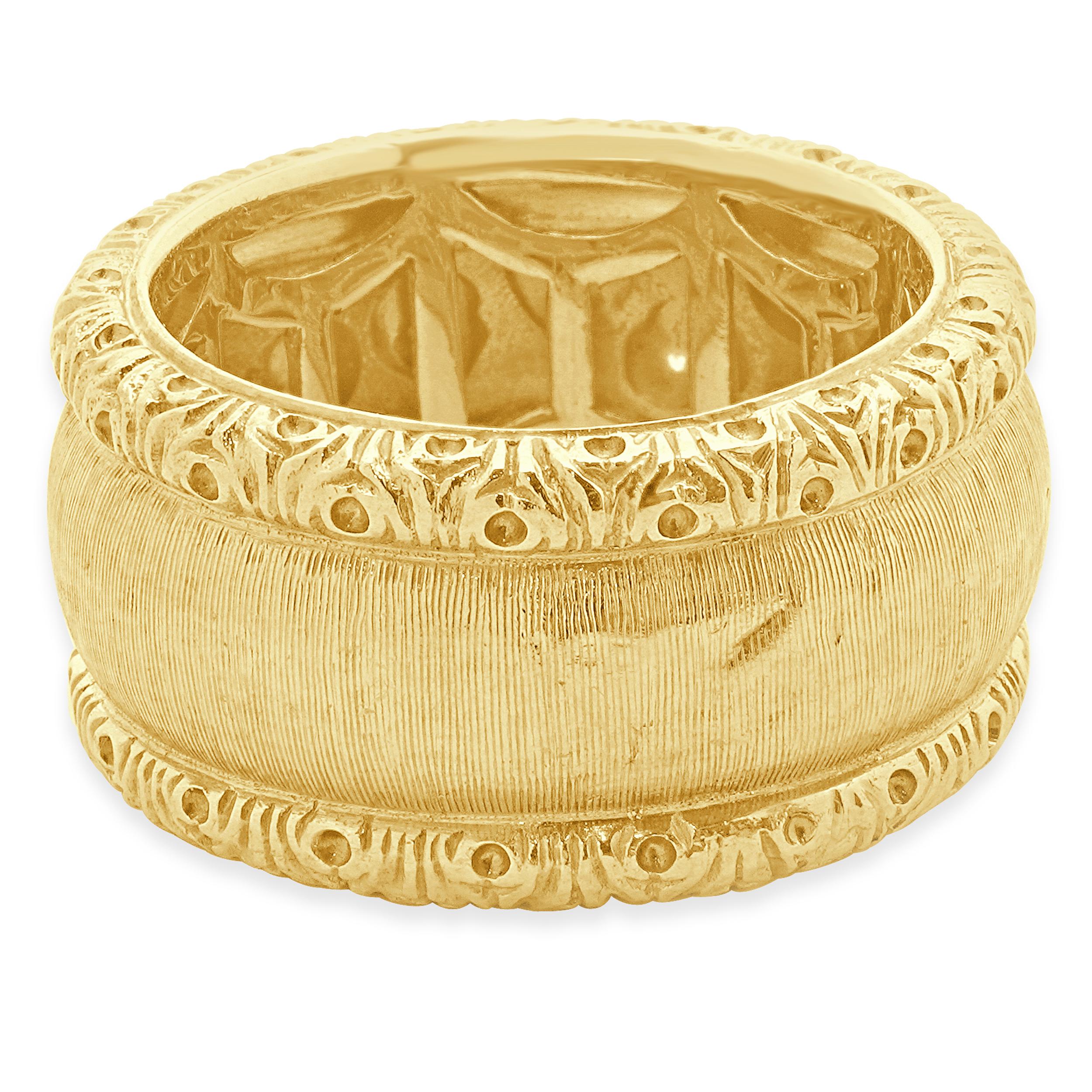Taglio brillante Roberto Coin - Fascia in oro giallo 18 carati con diamanti a pioggia in vendita