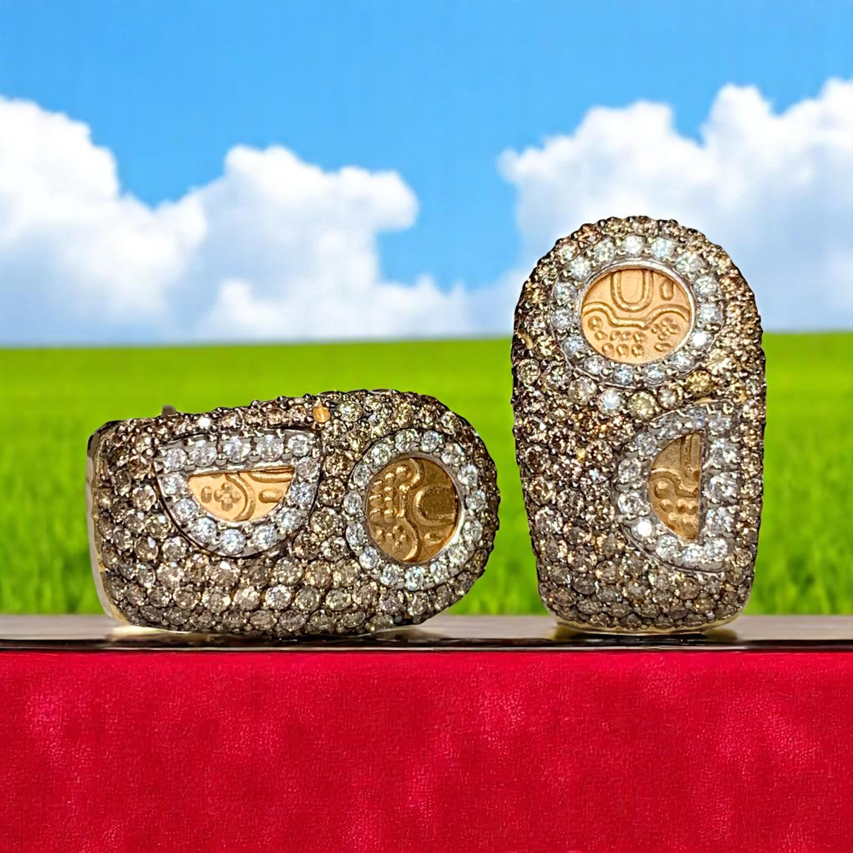 Roberto Coin 18K Fancy Brown White Pavé Diamond Wide Huggie Earrings 4ctw im Angebot 1