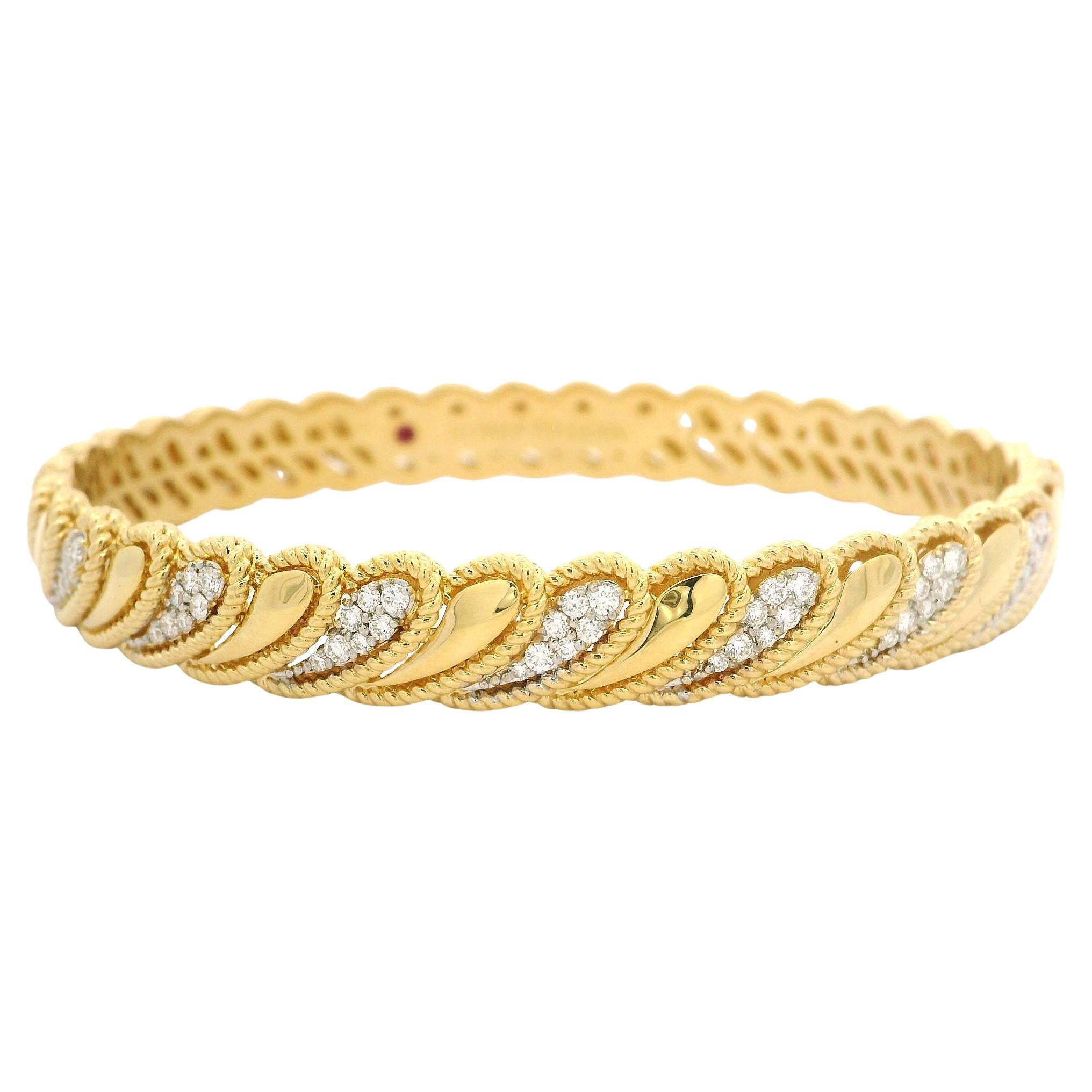 Roberto Coin 18k Gold 0.47ctw Diamond Byzantine Barocco Hinged Bangle