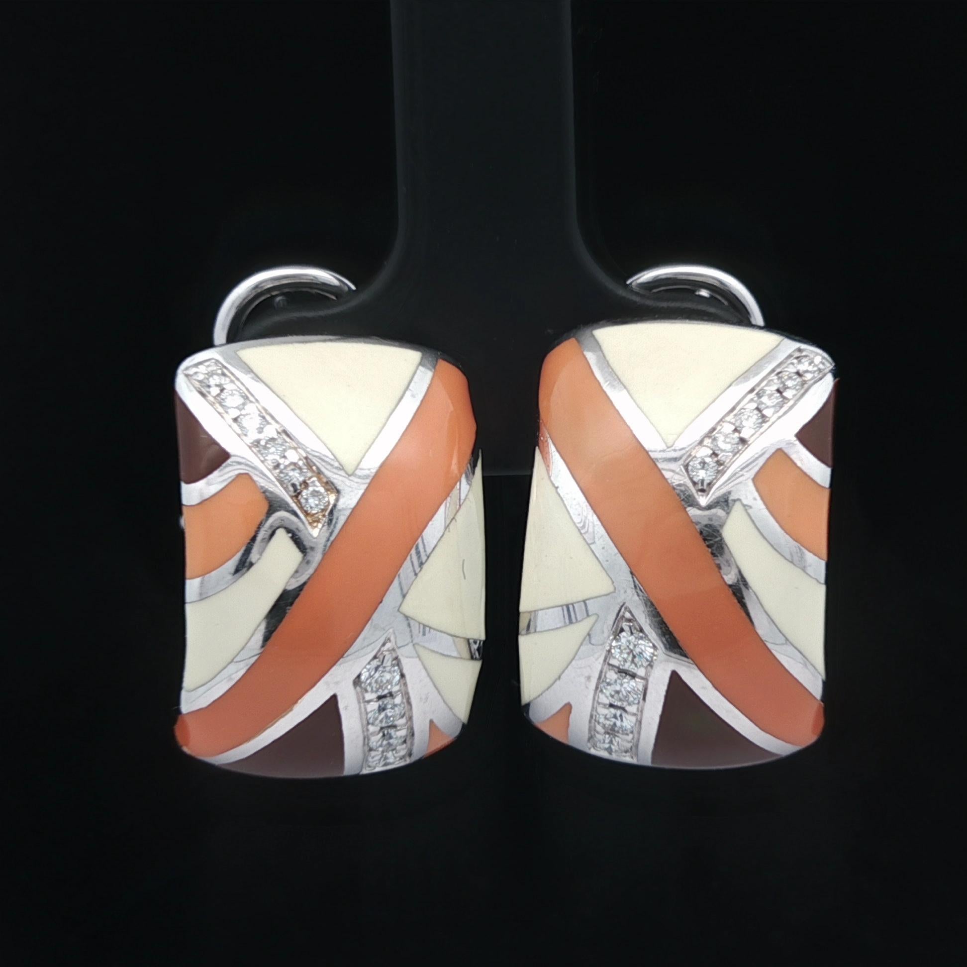 Roberto Coin Boucles d'oreilles à large manchette en or 18k avec diamants et émail beige orangé en vente 2