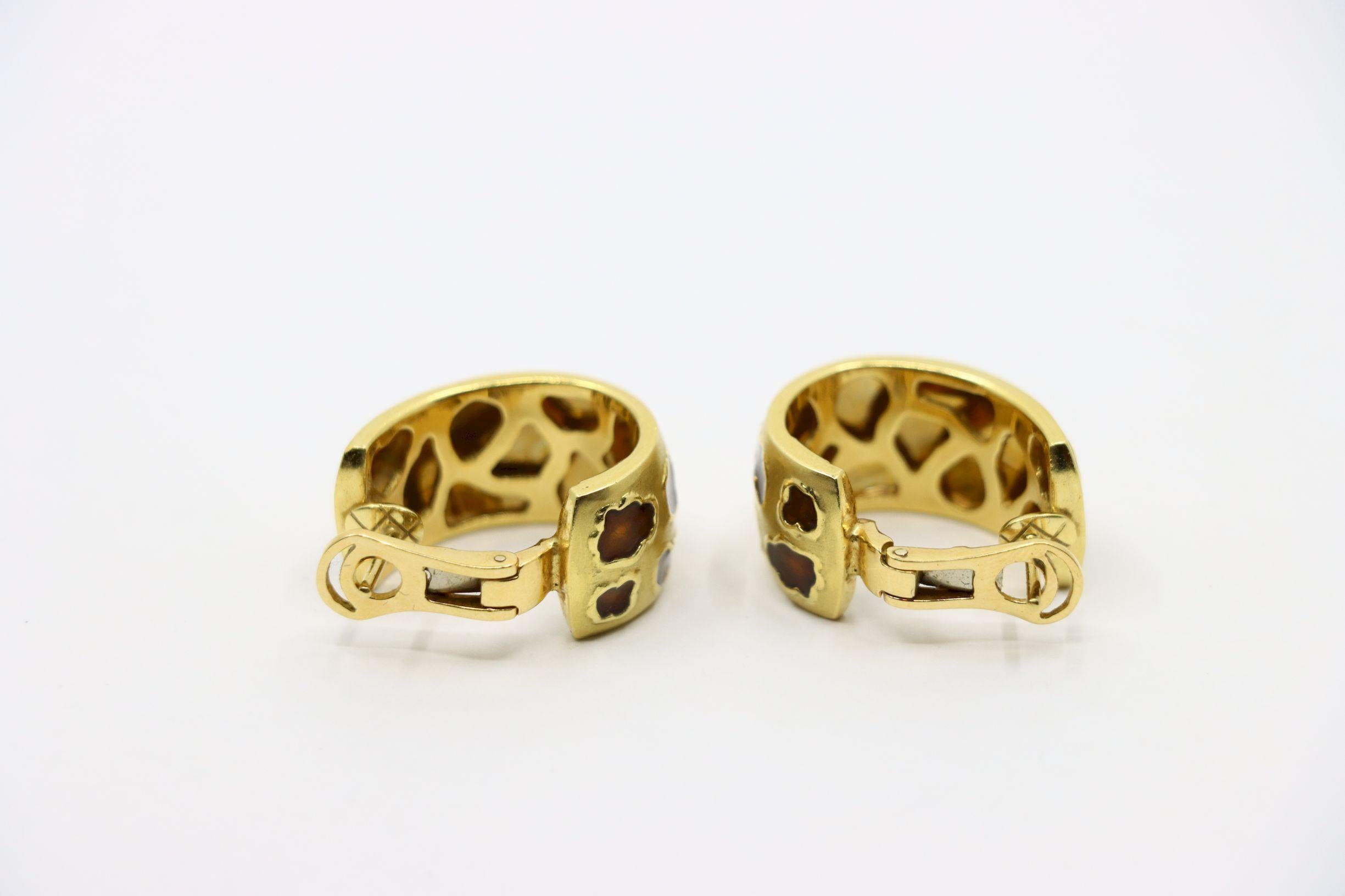 Roberto Coin Ohrringe, Münze 18 Karat Gold Emaille Leopardenmuster im Angebot 5