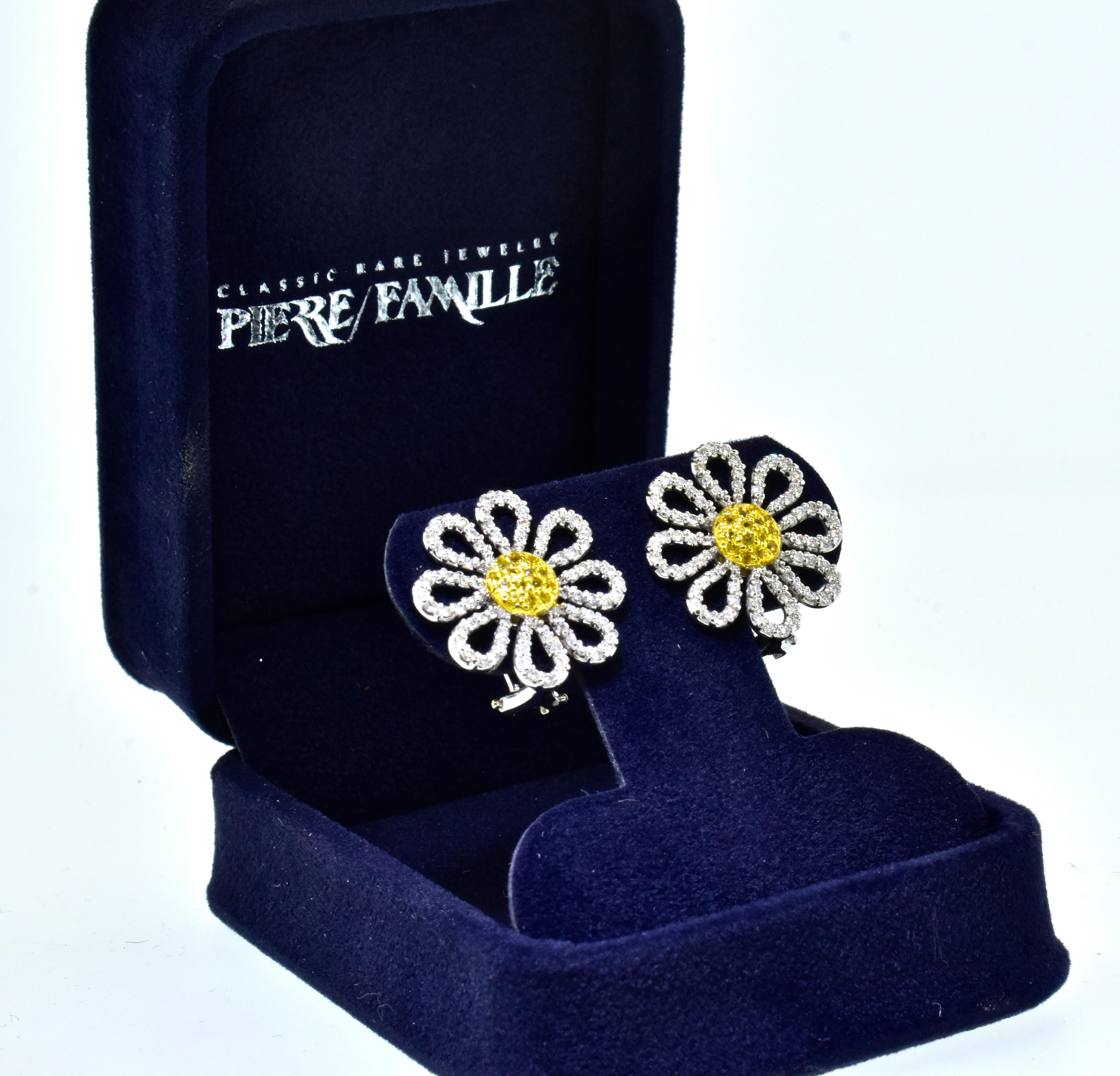 Roberto Coin 18 Karat White and Intense Fancy Yellow Diamond Daisy Earrings In Excellent Condition In Aspen, CO