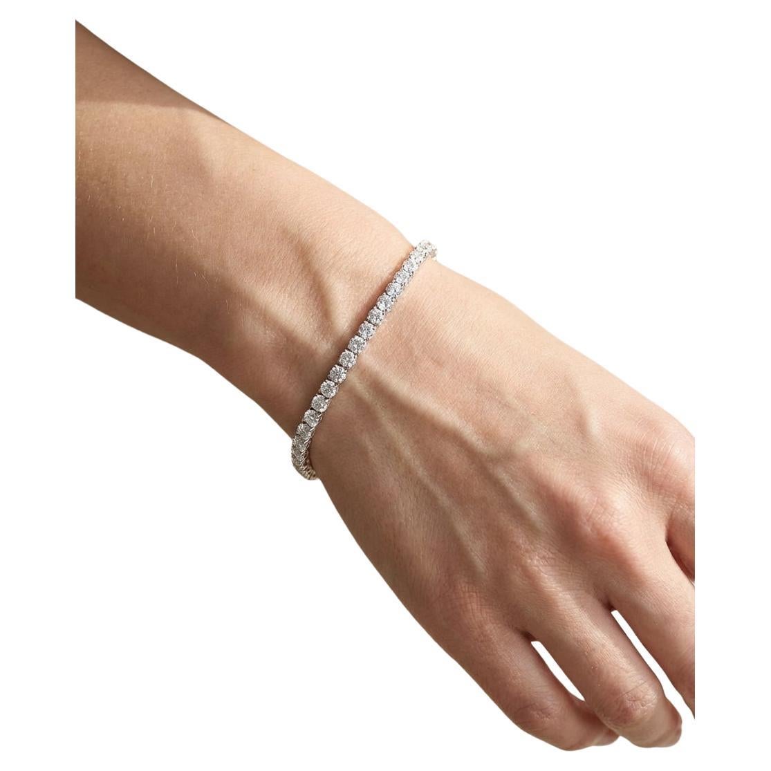 Roberto Coin 18K White Gold Diamond Bangle Bracelet 5.65 Carats G/VS2 in vendita