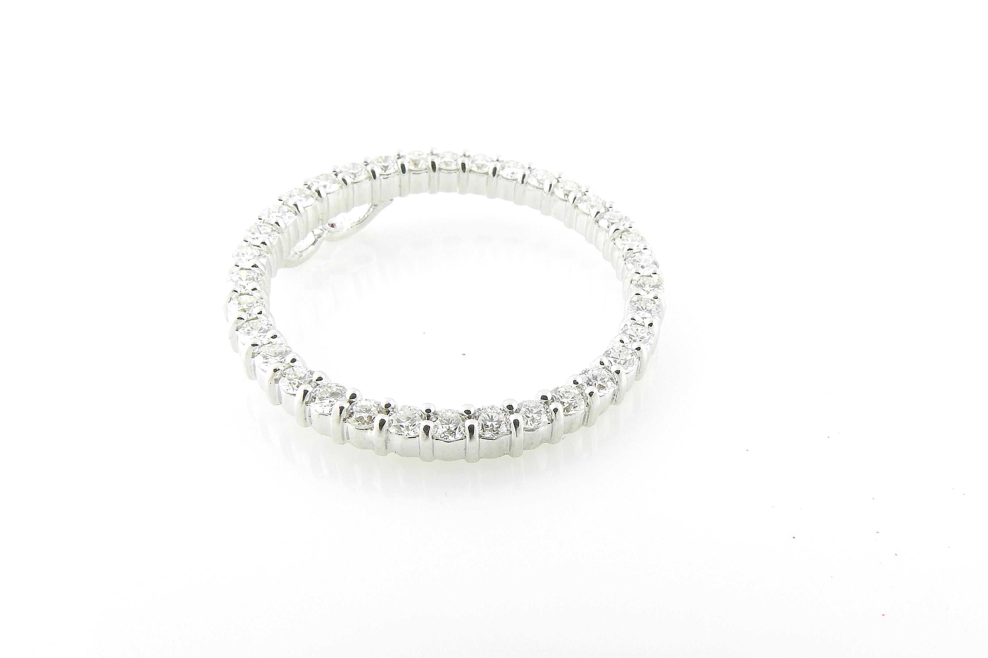 Women's Roberto Coin 18K White Gold Diamond Circle of Life Pendant 1.03cts