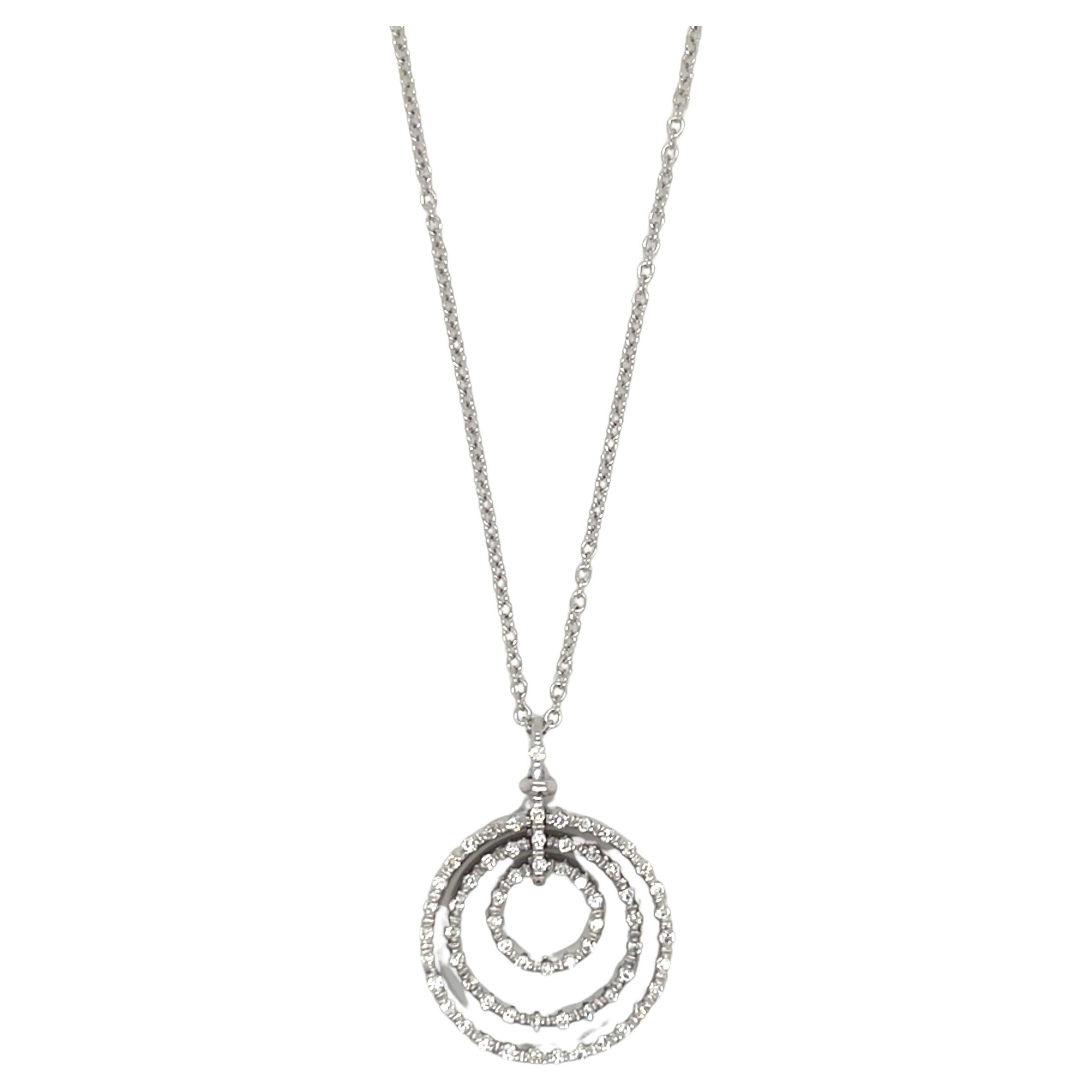 Collier à pendentifs en or blanc 18K avec cercles de diamants Roberto Coin