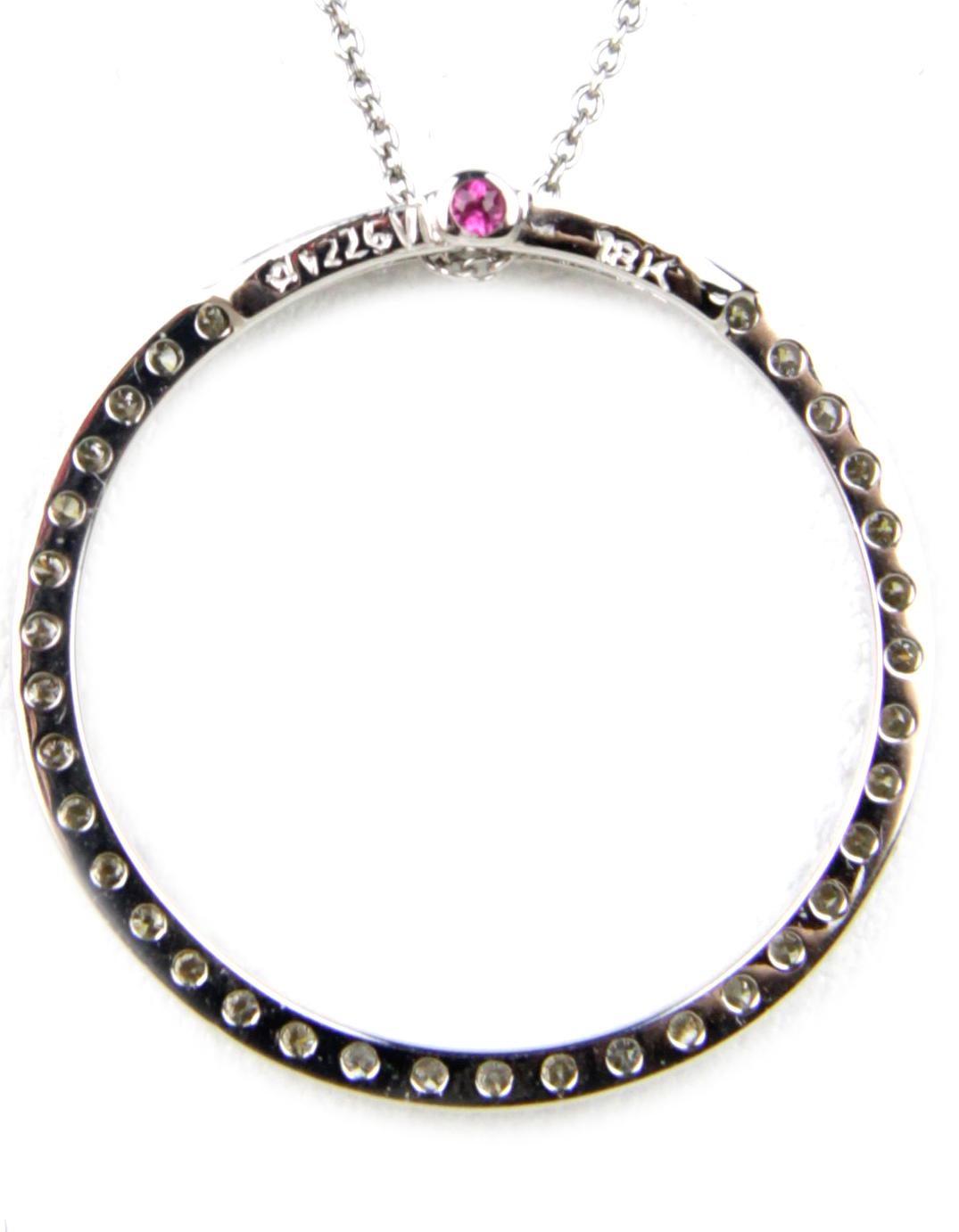 Roberto Coin 18k White Gold & Diamond Pave Circle Necklace rt. $1, 390 In Excellent Condition In New York, NY