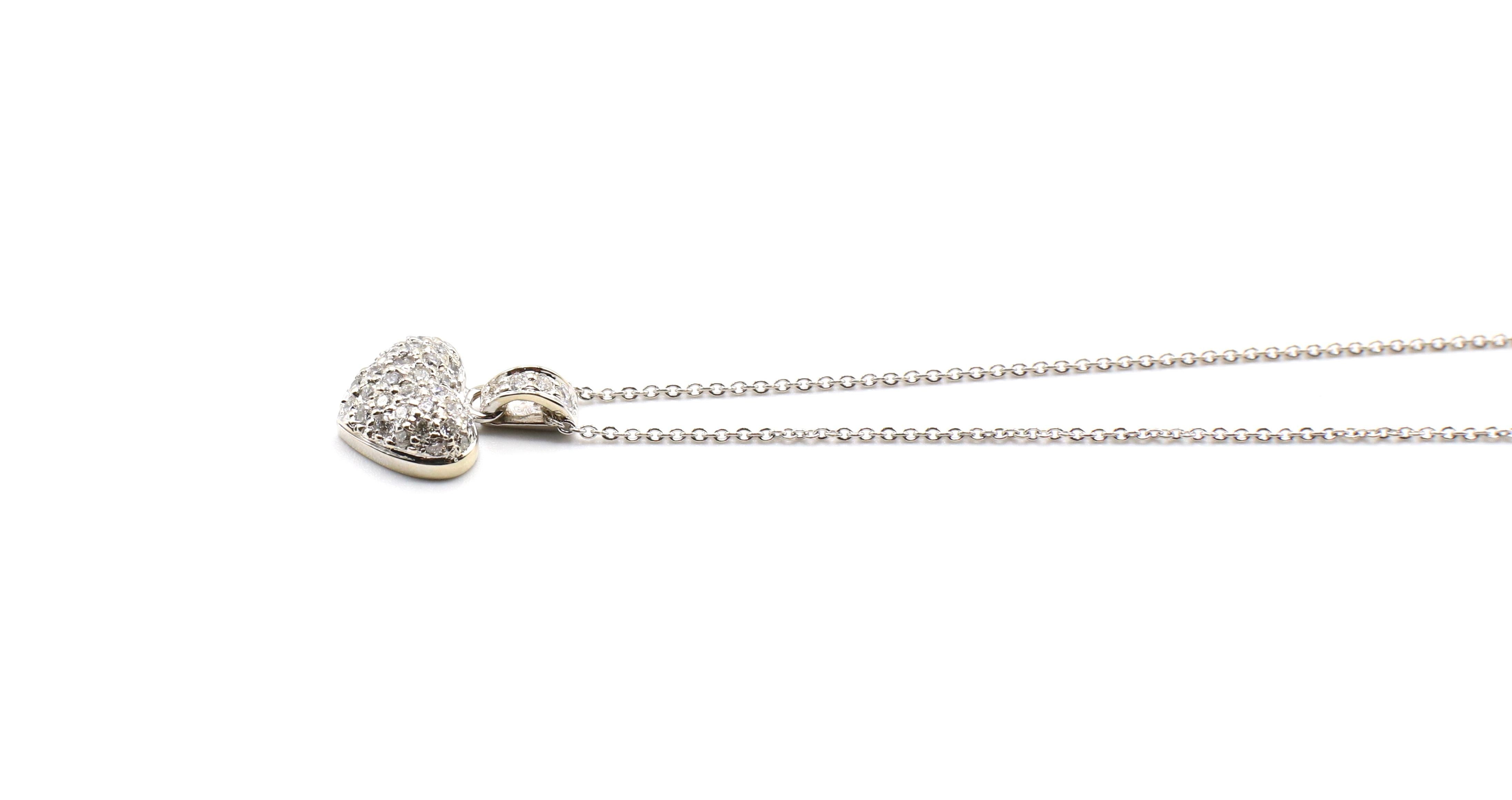 Women's or Men's Roberto Coin 18 Karat Gold and Diamond Puffed Heart Tiny Treasures Necklace