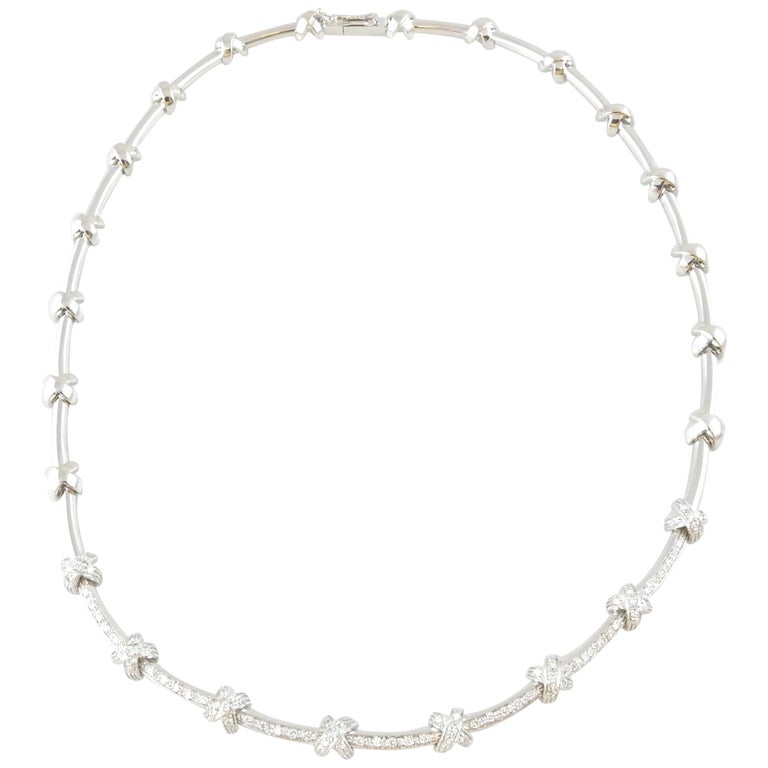 Roberto Coin 18K White Gold Diamond X Choker Necklace with Box For Sale at  1stDibs | x necklace choker, roberto coin necklace white gold, gold and  diamond choker necklace