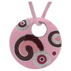 Collier en or blanc 18k avec pendentif en émail rose et diamants Roberto Coin