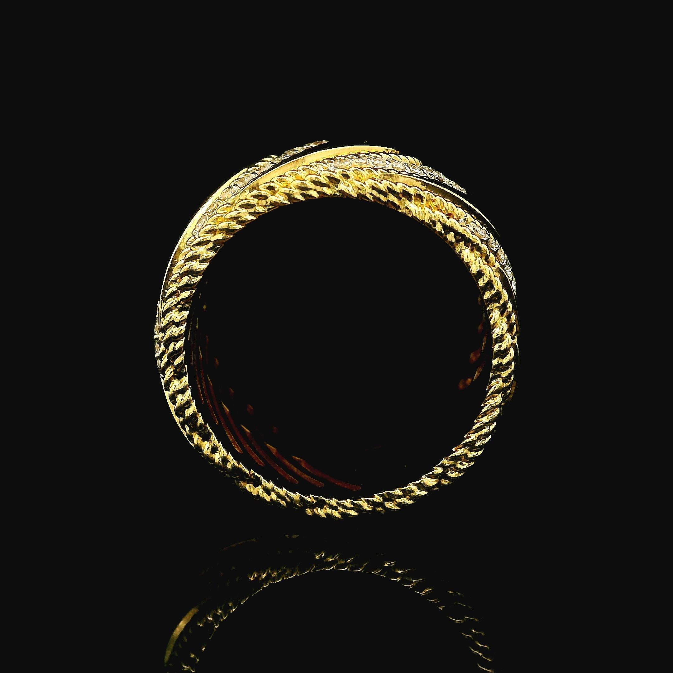 Roberto Coin 18k Yellow Gold 0.78ctw Diamond Byzantine Barocco Wide Band Ring In New Condition In Montclair, NJ