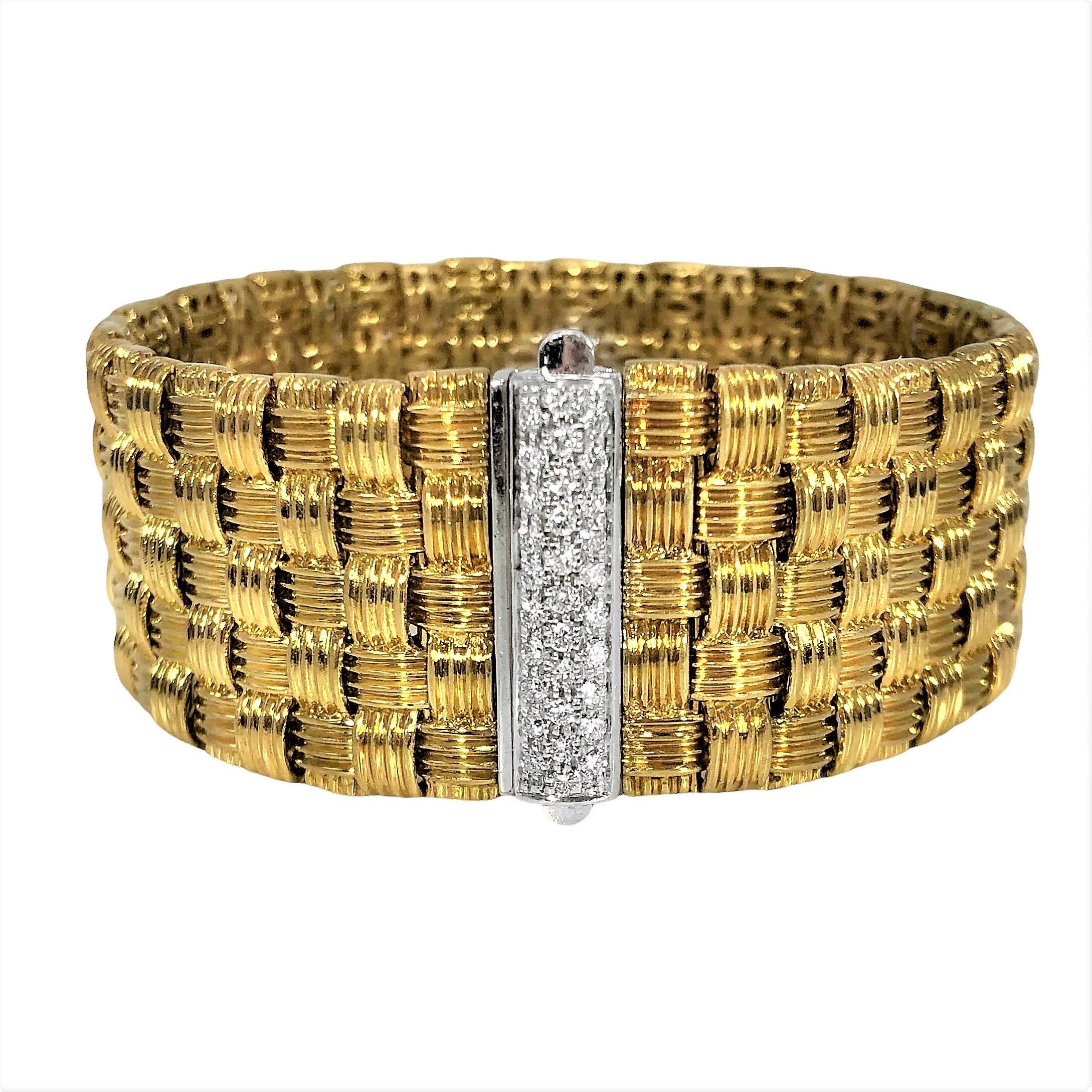 This truly iconic Roberto Coin bracelet is appropriately named Appassionata, for the feelings that it evokes. It is richly textured, excellently detailed, 5 rows wide, and terminates with a white gold clasp pave set with thirty brilliant cut