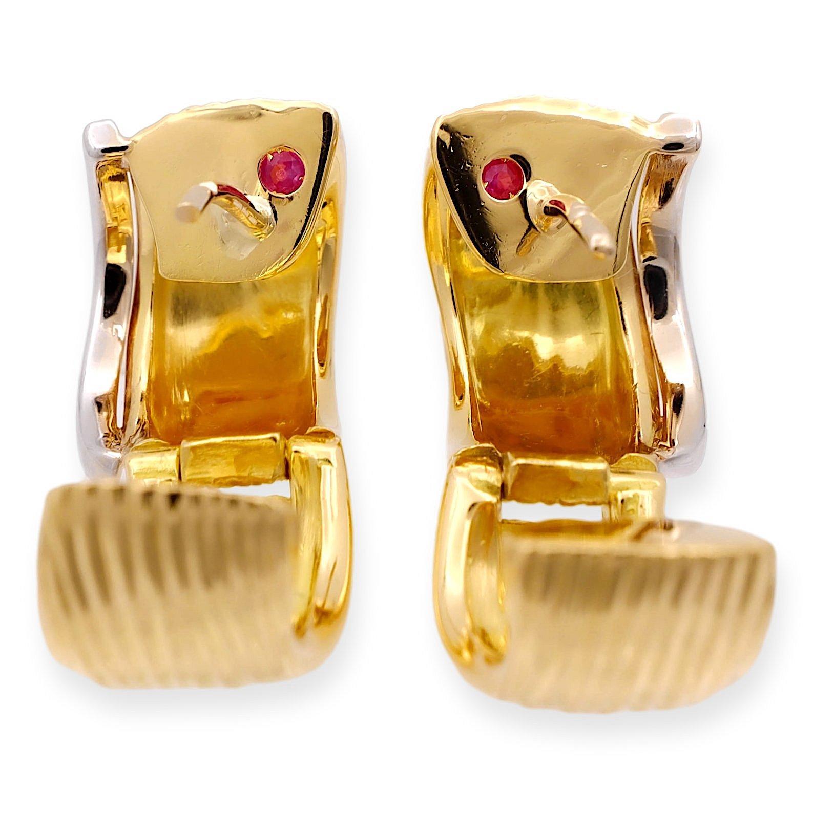 Roberto Coin 18K Yellow Gold and Diamond Elephant Huggie Earrings In Good Condition In New York, NY