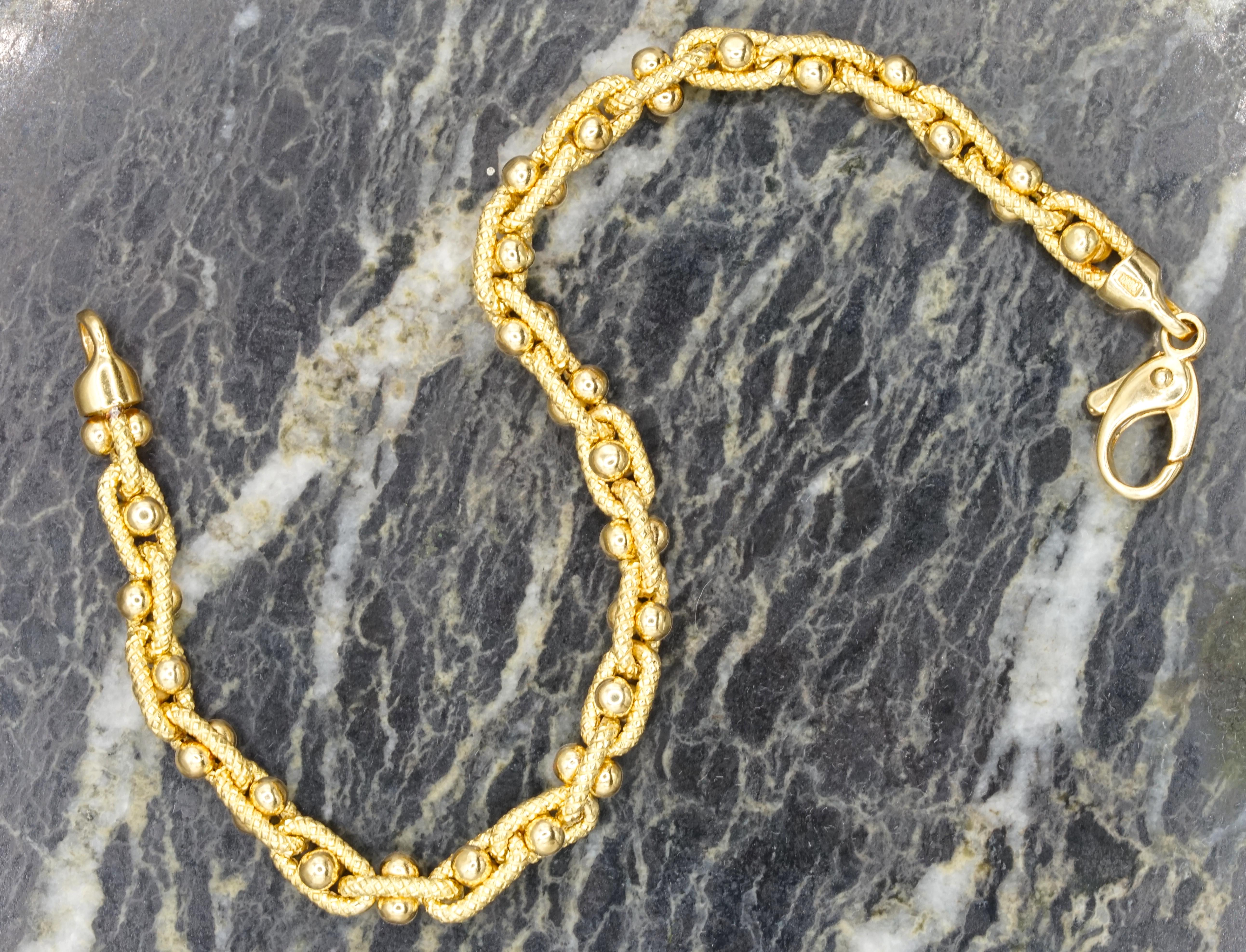 Roberto Coin Armband aus 18 Karat Gelbgold mit Kette im Zustand „Hervorragend“ in Chicago, IL