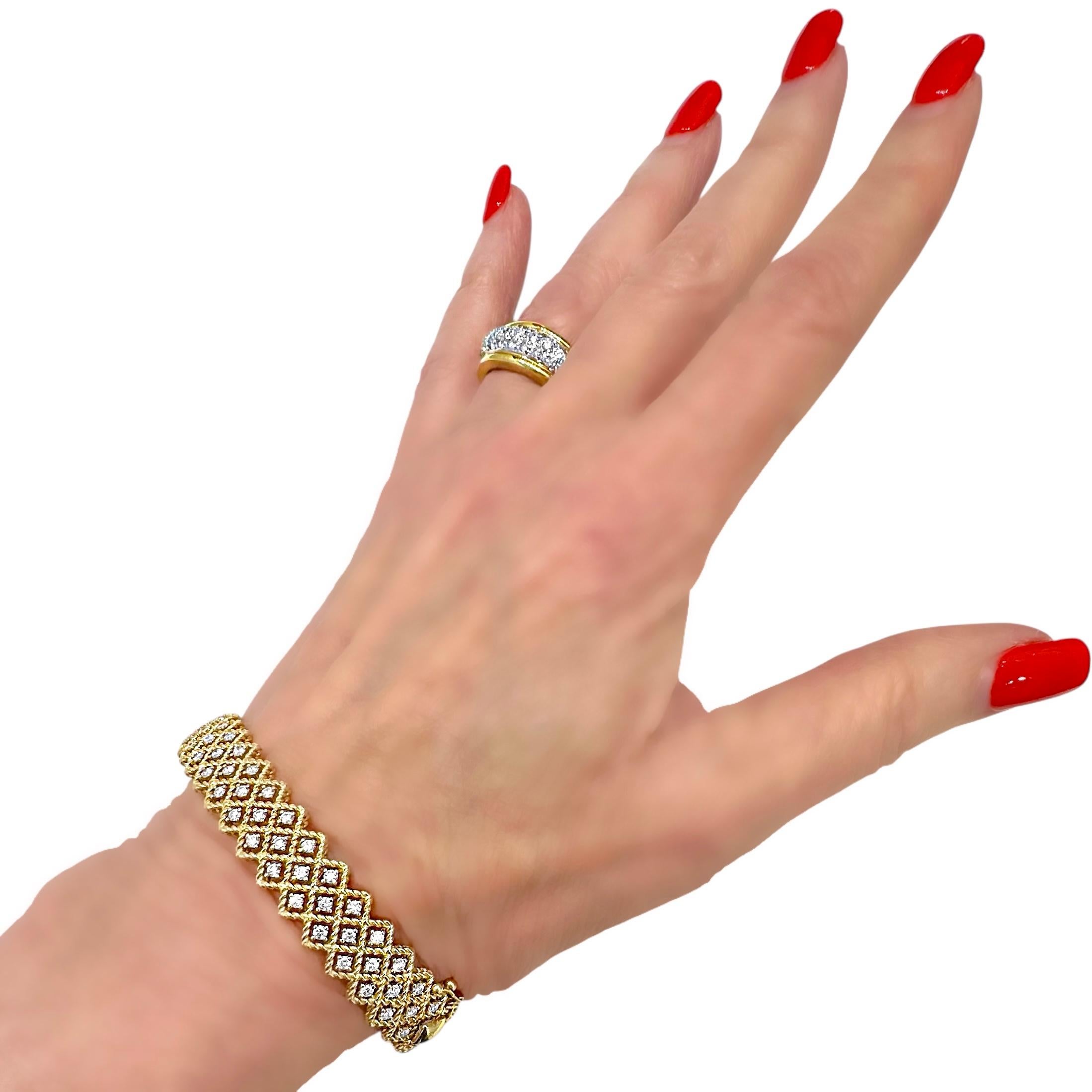 Roberto Coin 18K Yellow Gold & Diamond Lattice Design, Oval Bangle Bracelet For Sale 8