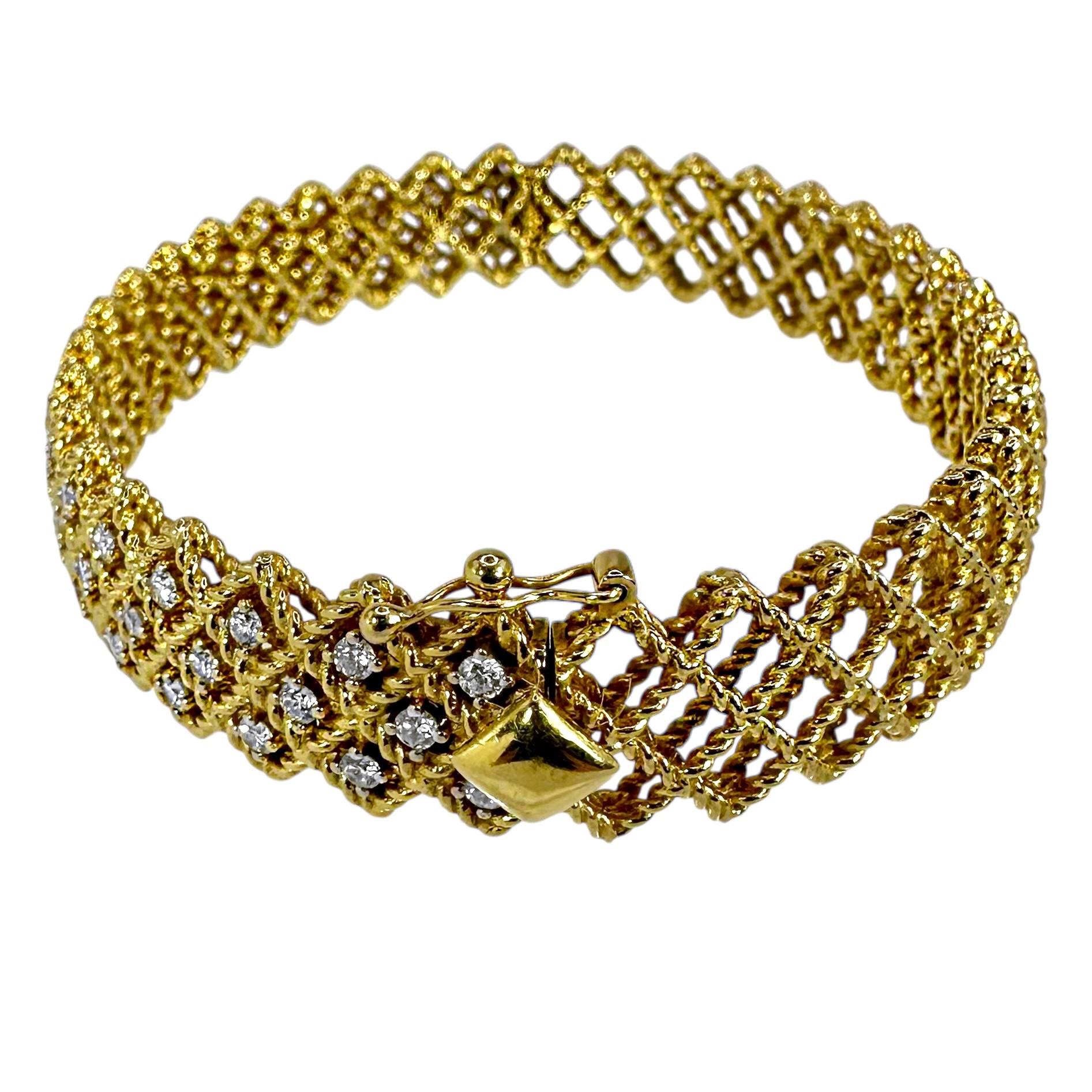 Brilliant Cut Roberto Coin 18K Yellow Gold & Diamond Lattice Design, Oval Bangle Bracelet For Sale