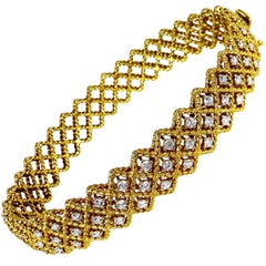 Roberto Coin 18K Yellow Gold & Diamond Lattice Design, Oval Bangle Bracelet