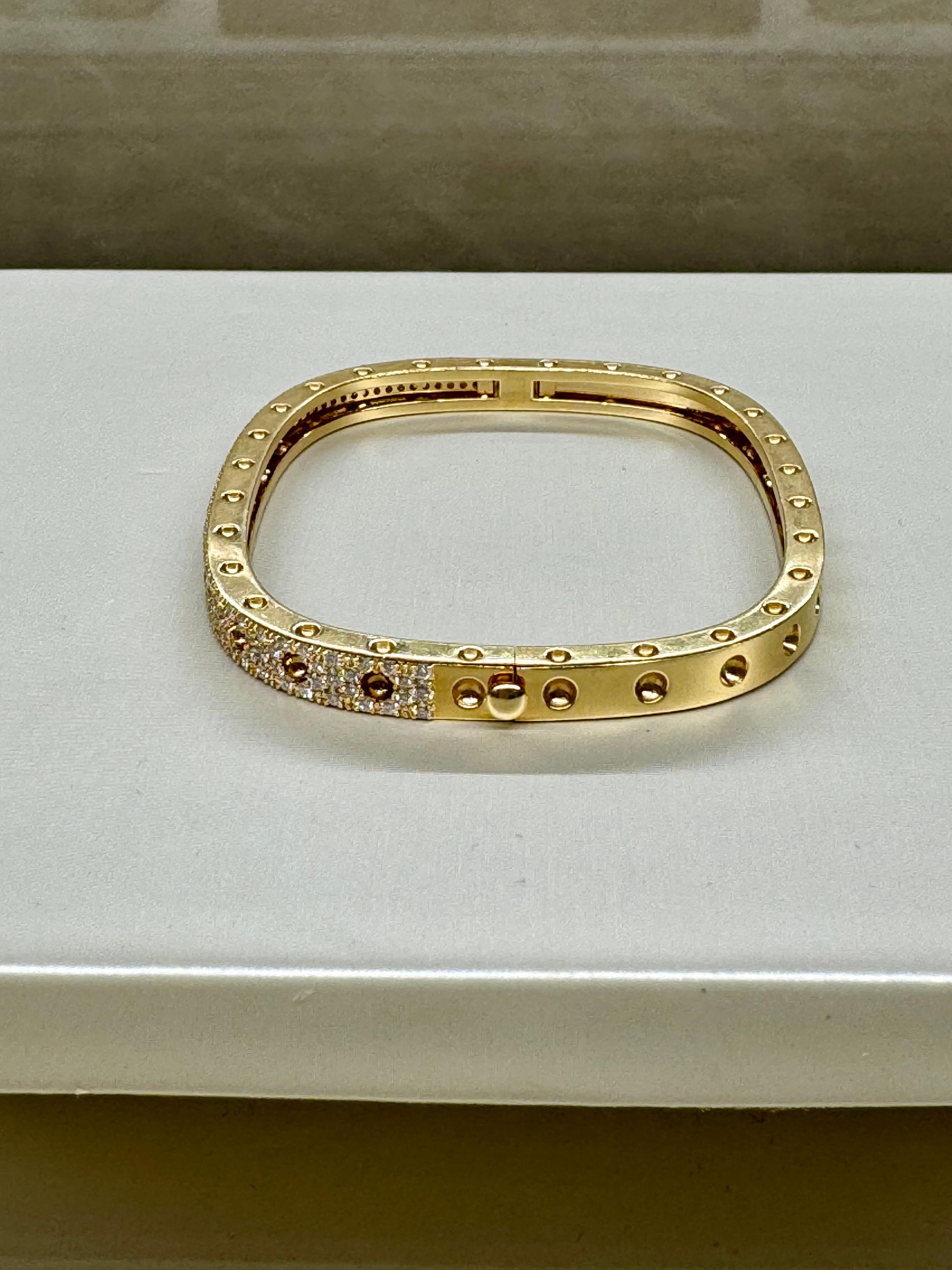 Roberto Coin Armreif Pois Moi, Münze 18K Gelbgold Diamant (Moderne) im Angebot
