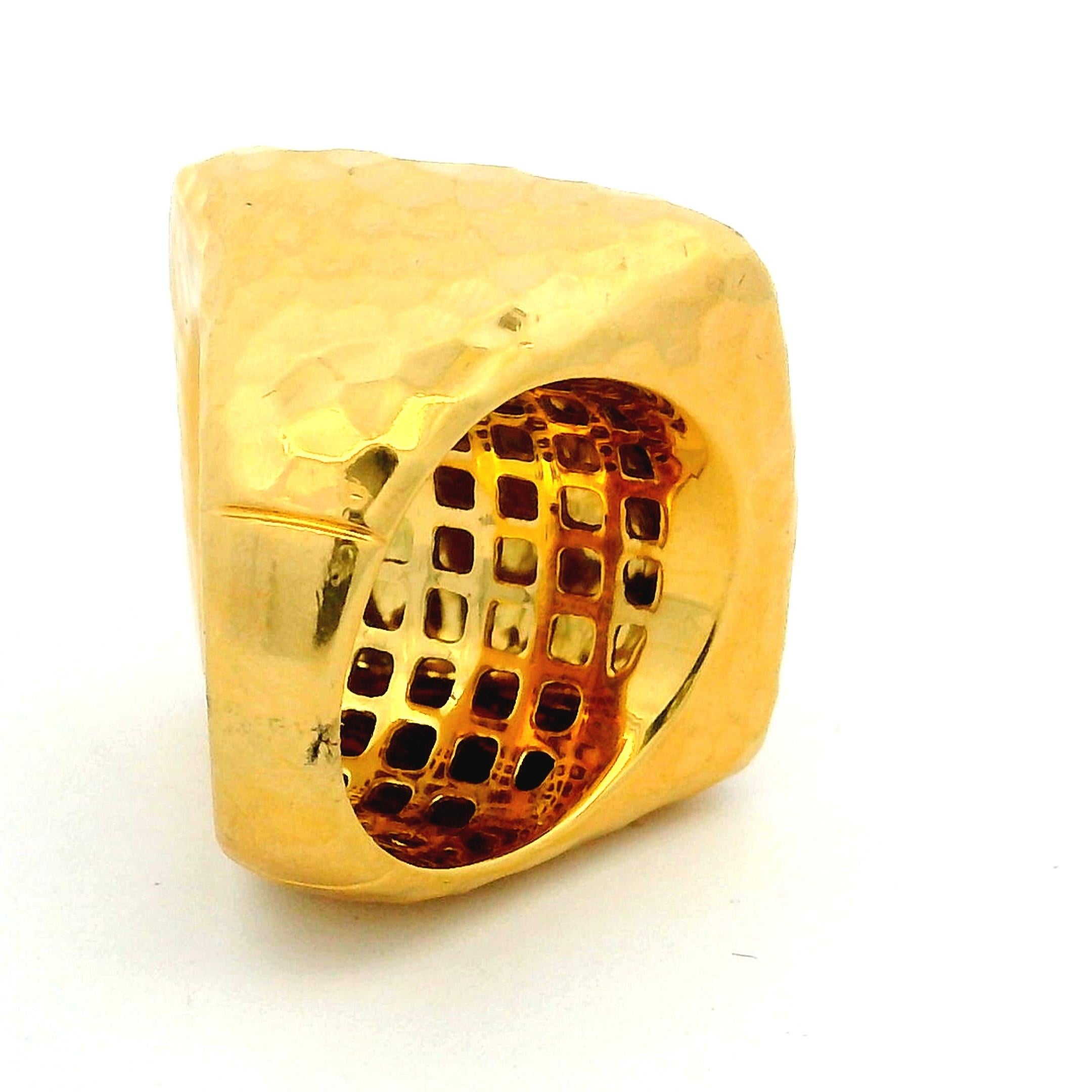  Roberto Coin Bague dôme martelée en or jaune 18K, finition italienne Martellato Unisexe 