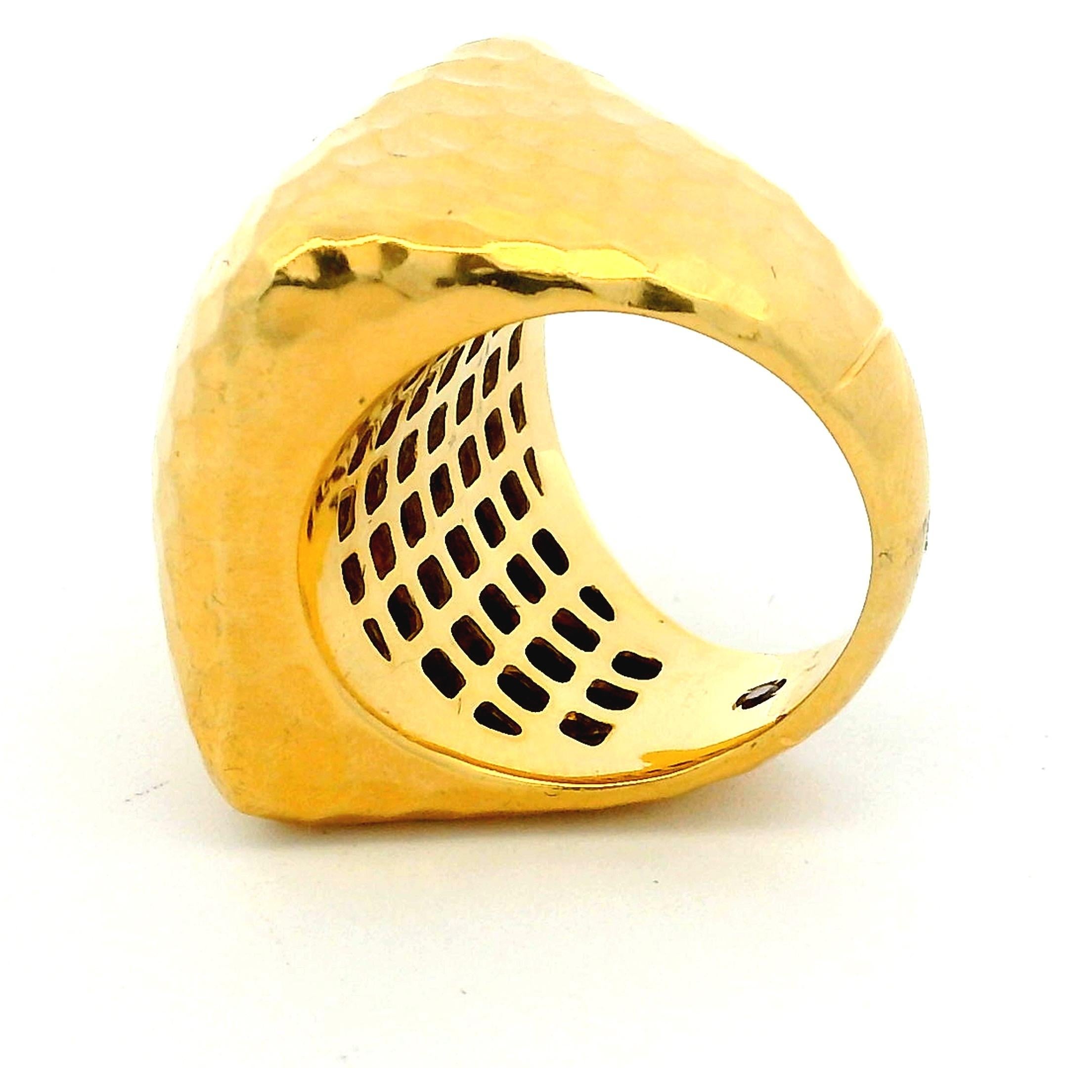 Roberto Coin Bague dôme martelée en or jaune 18K, finition italienne Martellato 2