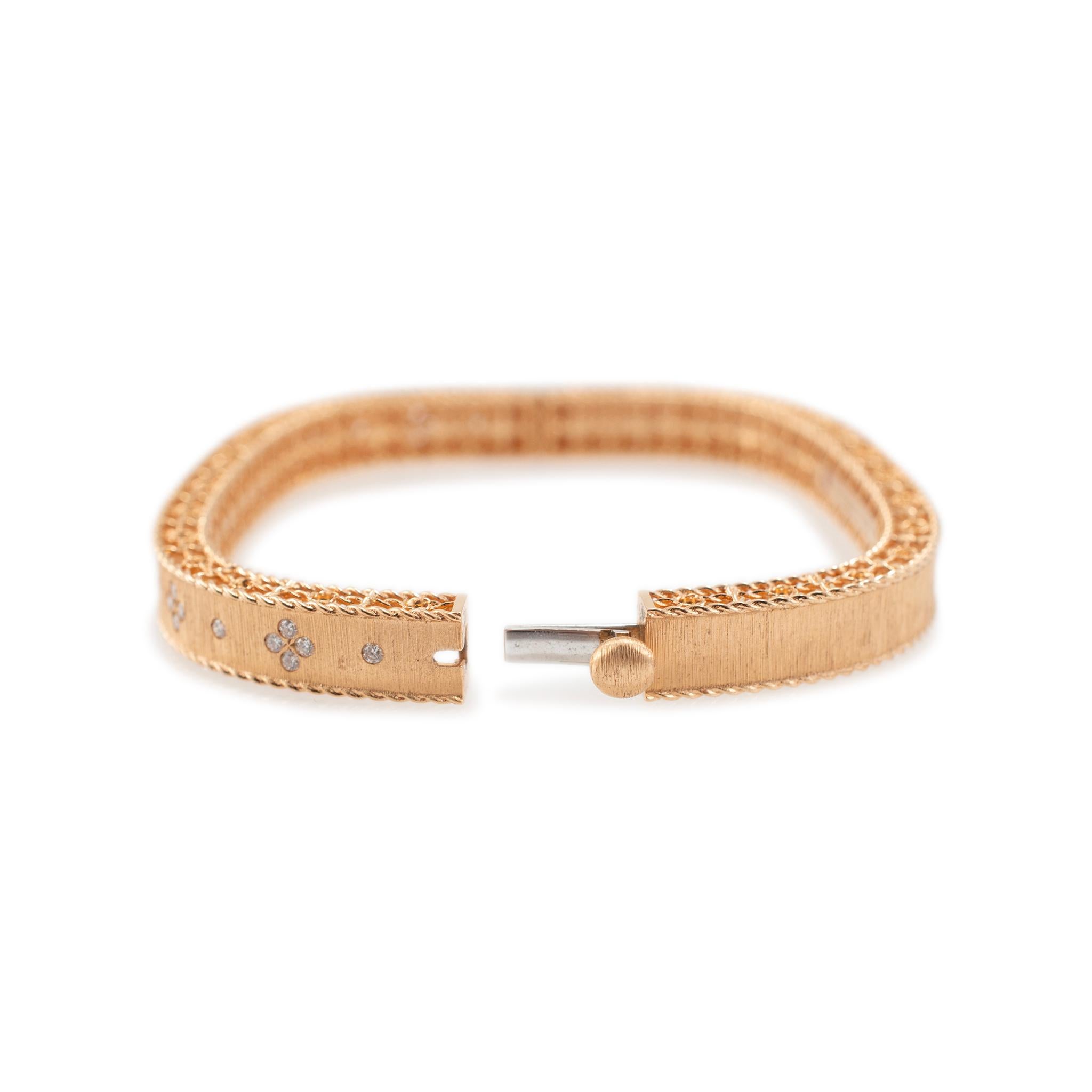 Roberto Coin 18K Gelbgold Satin Fleur De Lis Diamond Square Armspange Armband (Rundschliff)