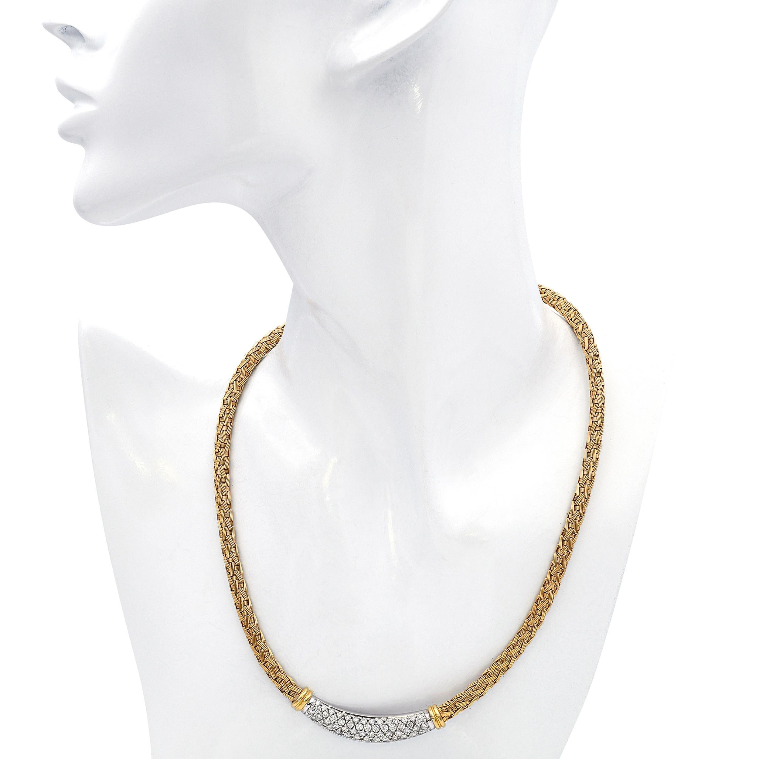 Taglio rotondo Roberto Coin 18k Yellow Gold Two Tone Braided Link Diamond Pave Necklace in vendita