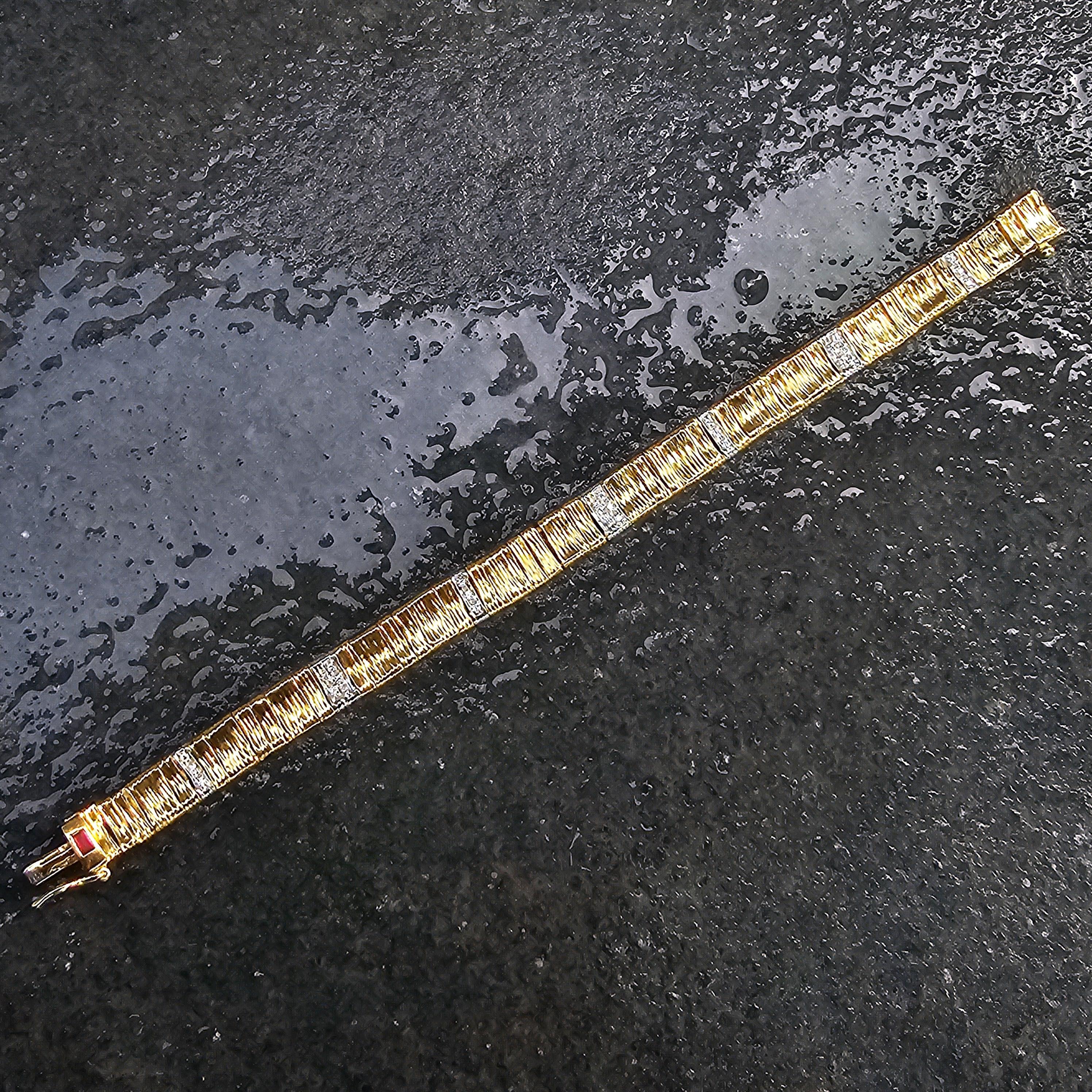 Roberto Coin Bracciale con Diamanti in Oro Giallo Bianco 18k Pelle di Elefante Flex 7