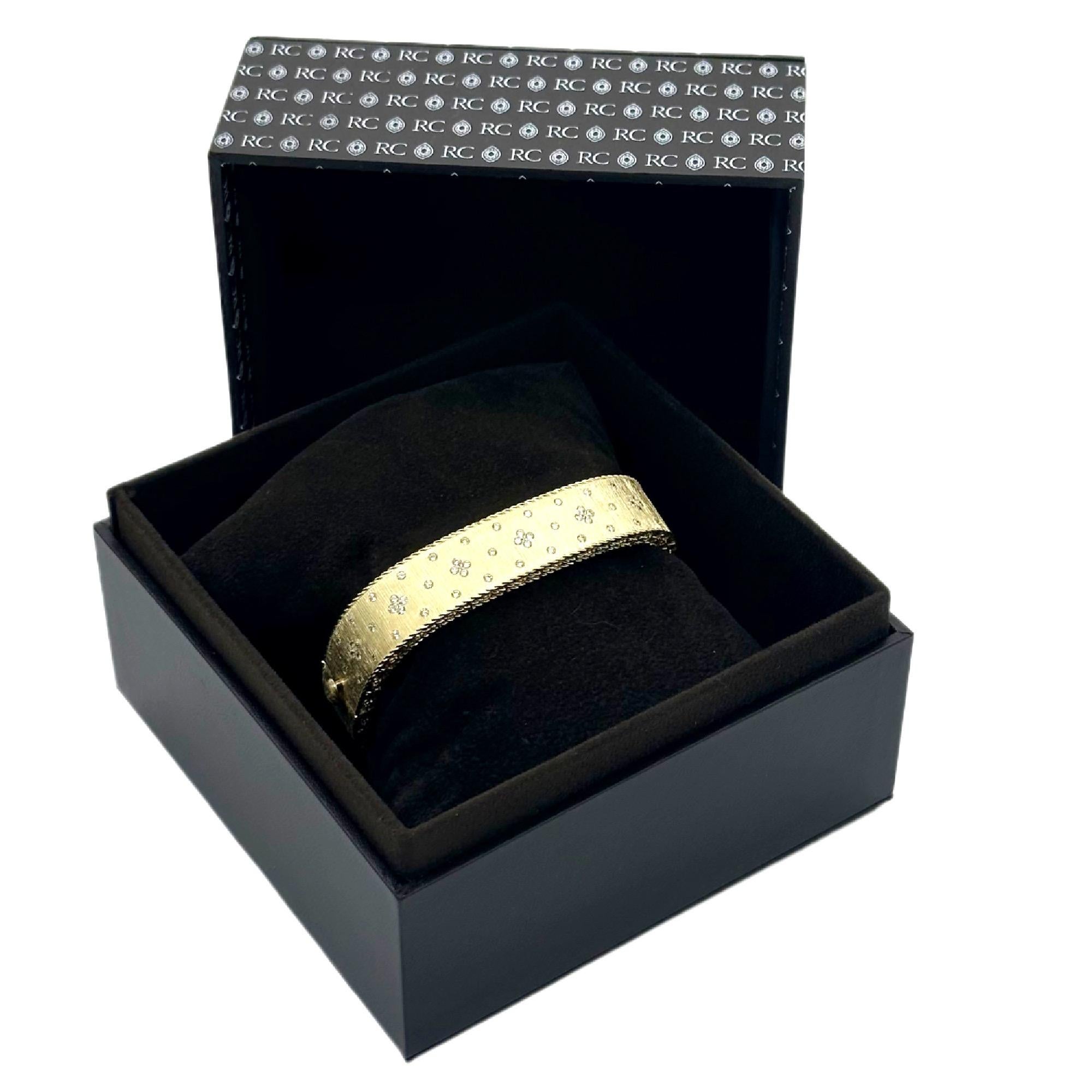 ROBERTO COIN 18K YG Princess Satin Fleur De Lis Diamond Bangle For Sale 1