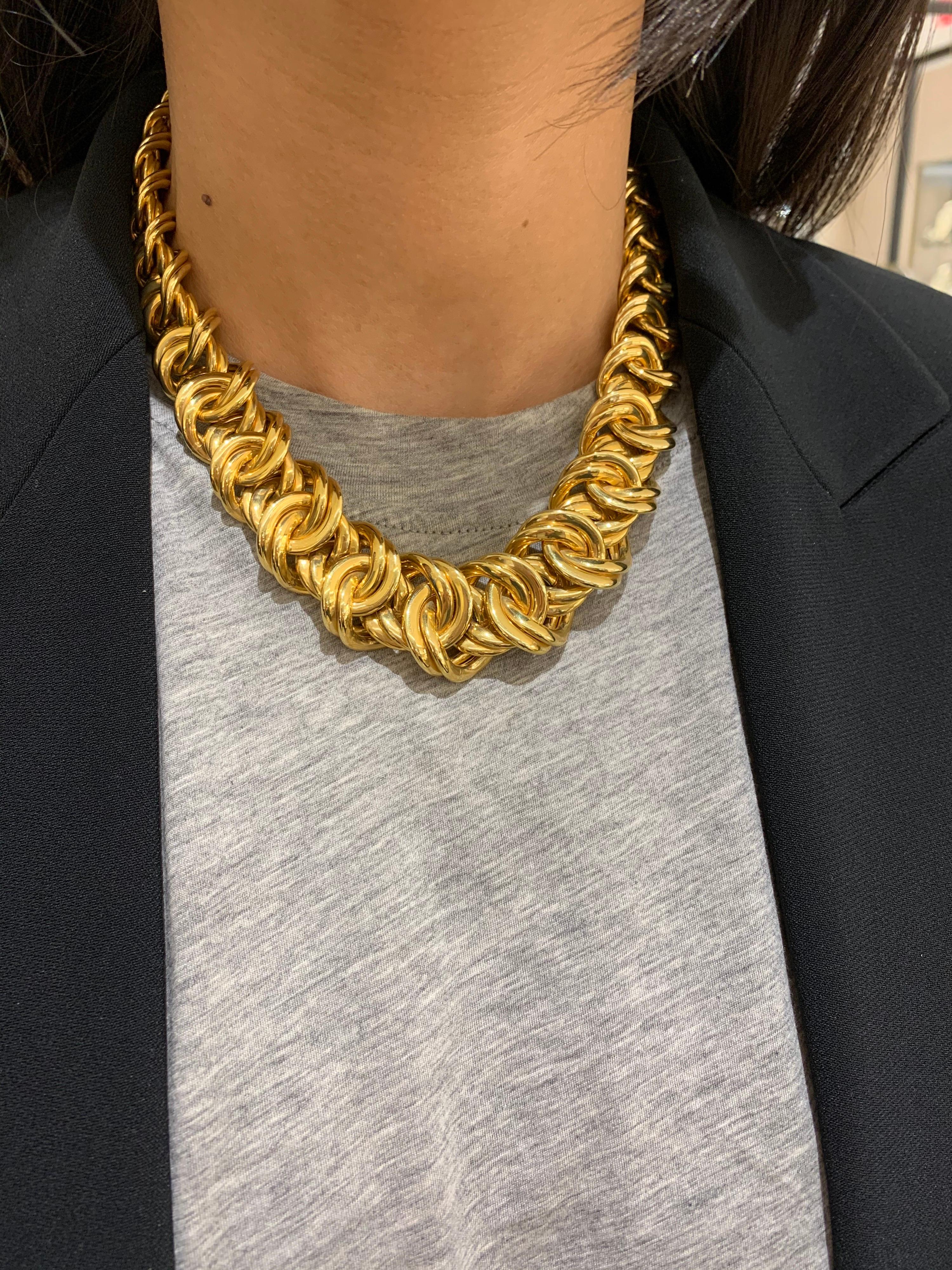 Roberto Coin 1990er Jahre 18 Karat Gelbgold Doppelknoten-Kettenglied-Halskette für Damen oder Herren