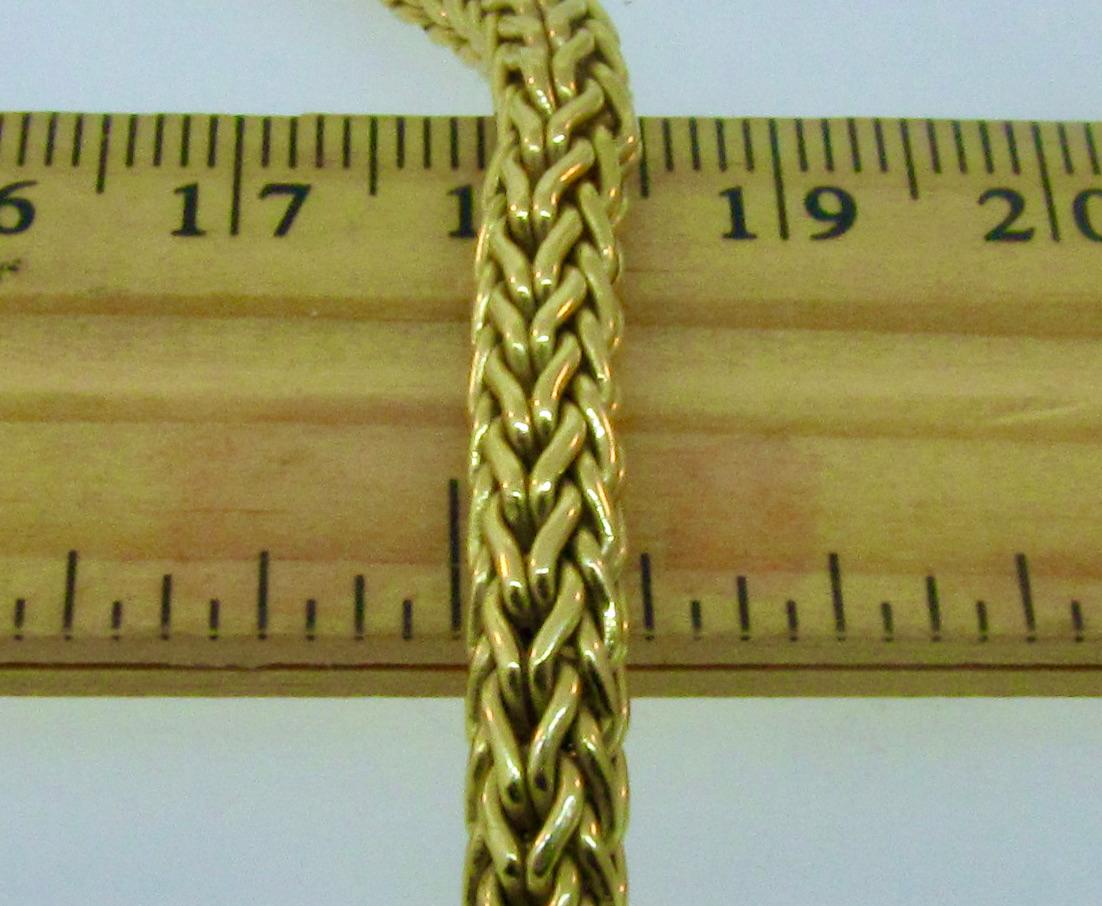 Roberto Coin 1990's 18K Yellow Gold Woven Necklace In Good Condition For Sale In New York, NY