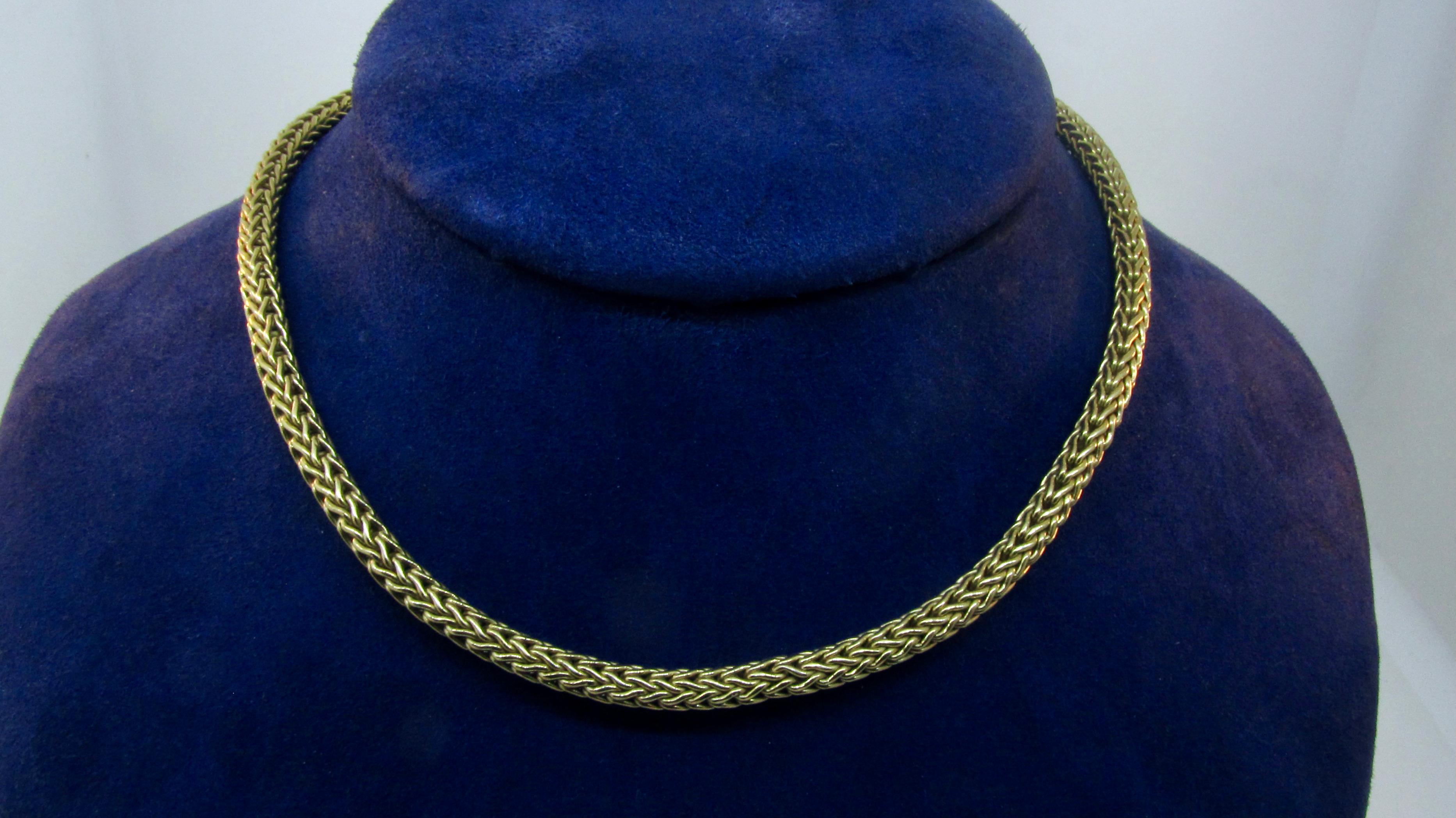 Women's Roberto Coin 1990's 18K Yellow Gold Woven Necklace For Sale