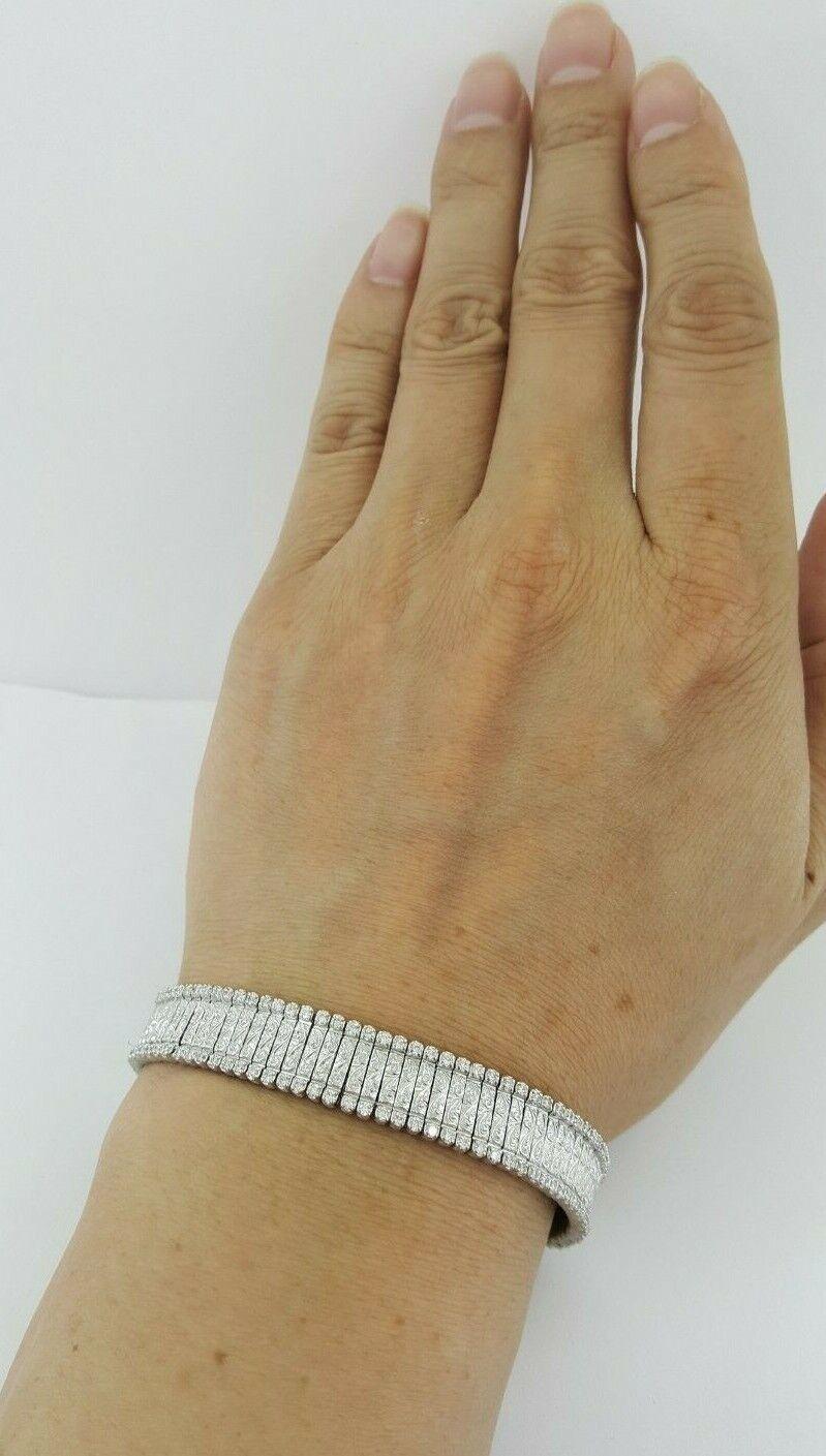 Modern Roberto Coin 38 Grams of 18 Carat White Gold Bracelet  For Sale