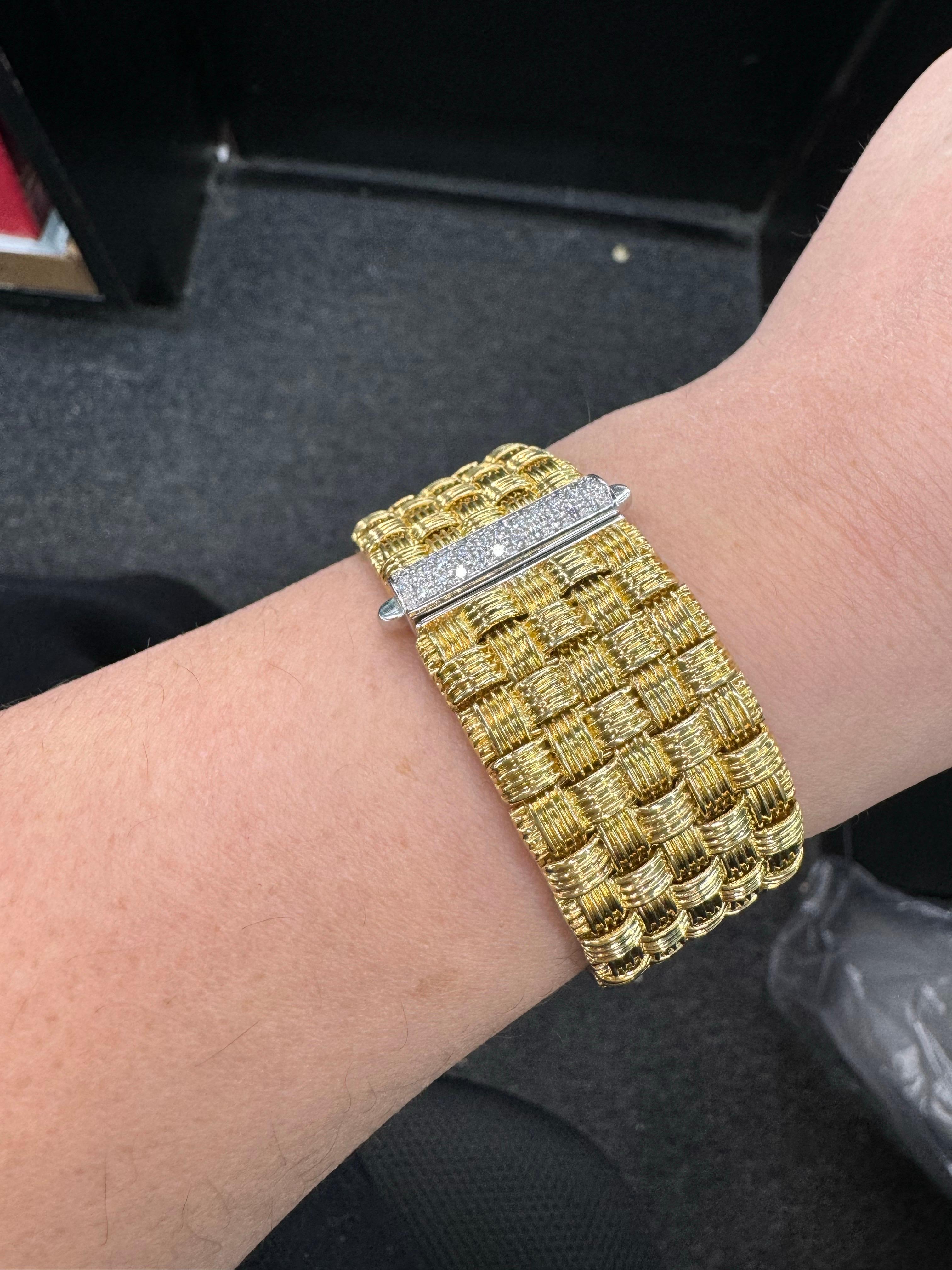The Row 5 Row Appassionata Bracelet Or jaune 18 carats 94.4 Grammes 7.25