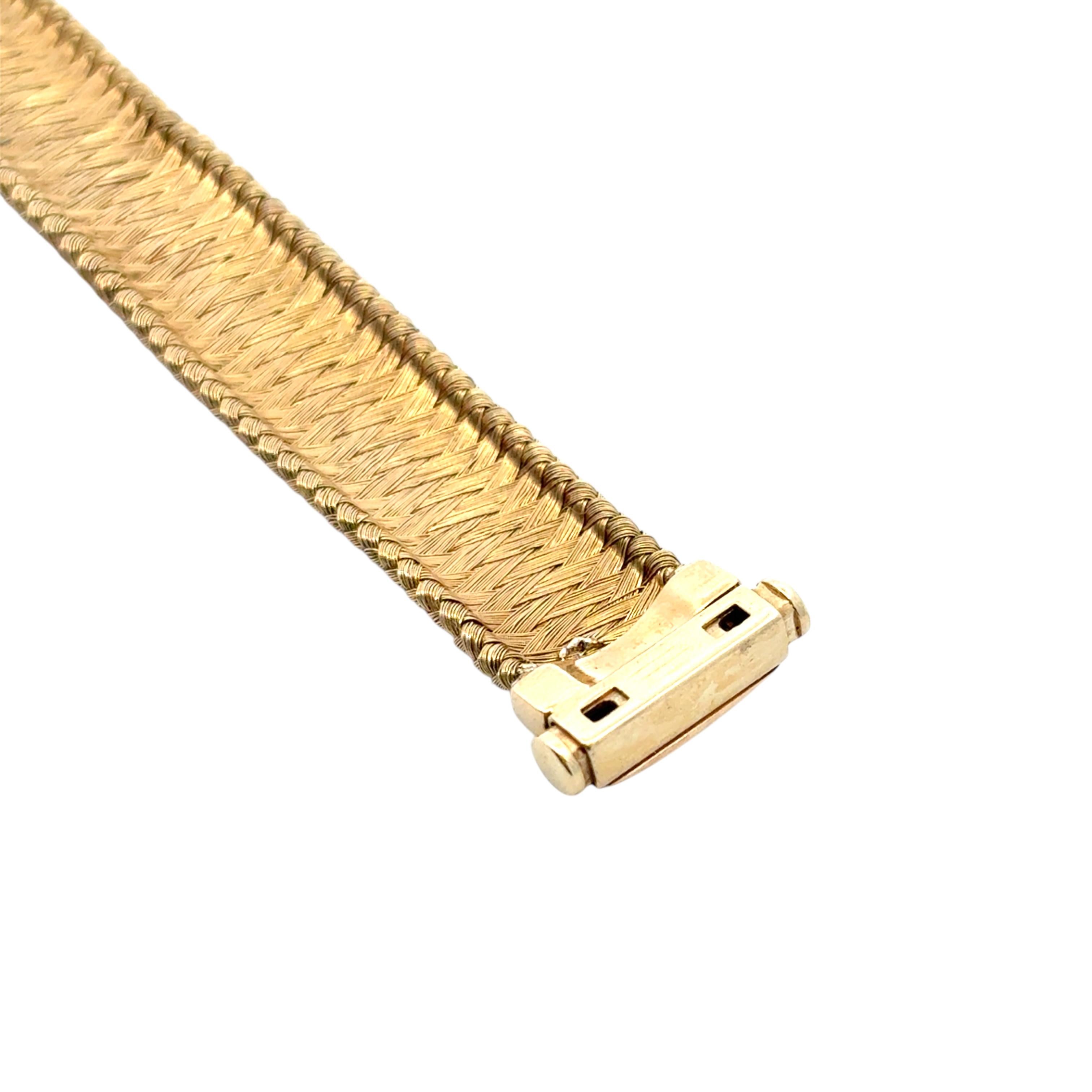 Roberto Coin Pulsera de oro amarillo y blanco de 18 quilates con tejido de seda y 9 filas de diamantes en venta 13