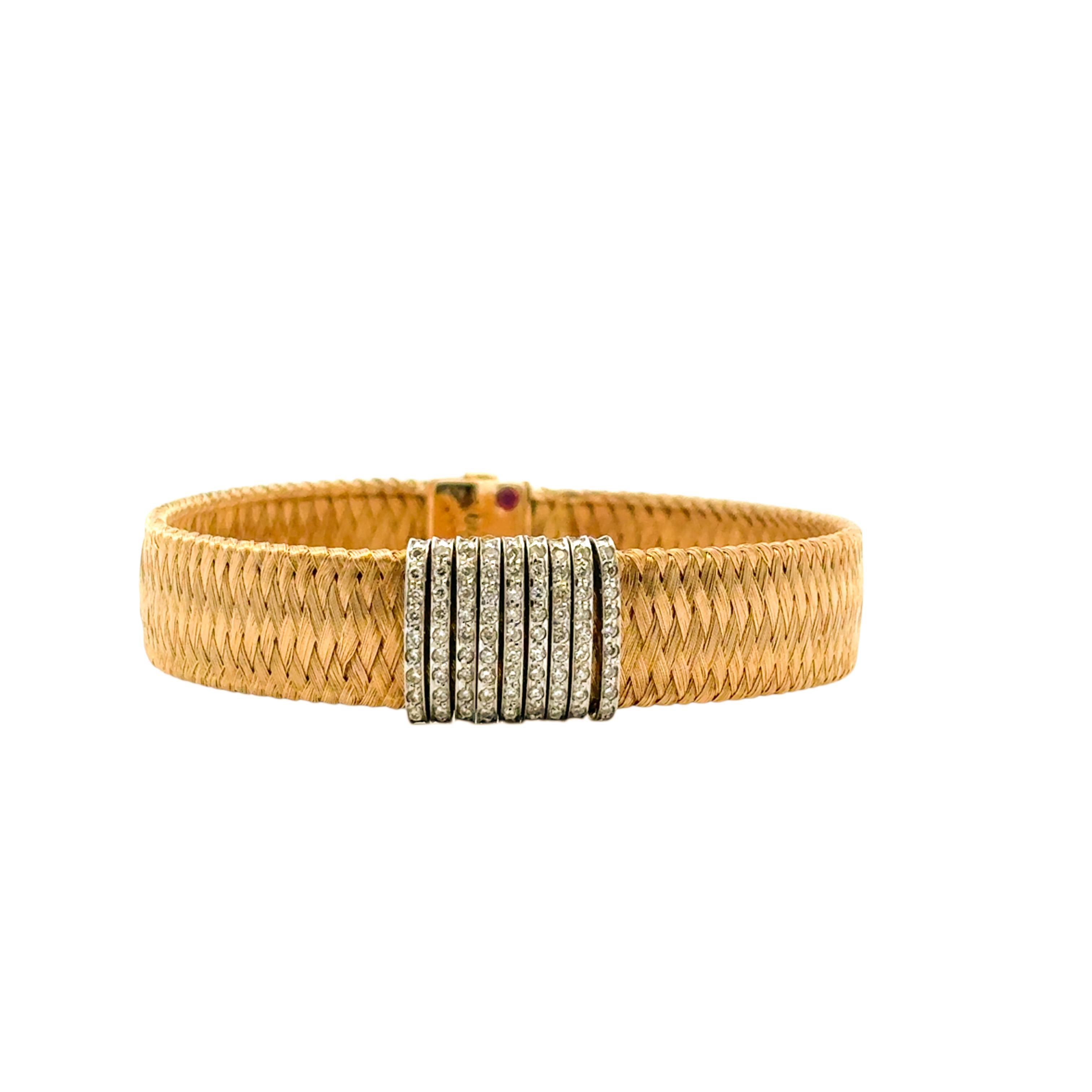 Roberto Coin Pulsera de 9 filas de diamantes en tejido de seda de oro amarillo y blanco de 18k con rubí de la firma

¡Esta impresionante pulsera en tejido Roberto Coin está en excelentes condiciones y lista para enviar!

Marca: Roberto Coin
Diseño: