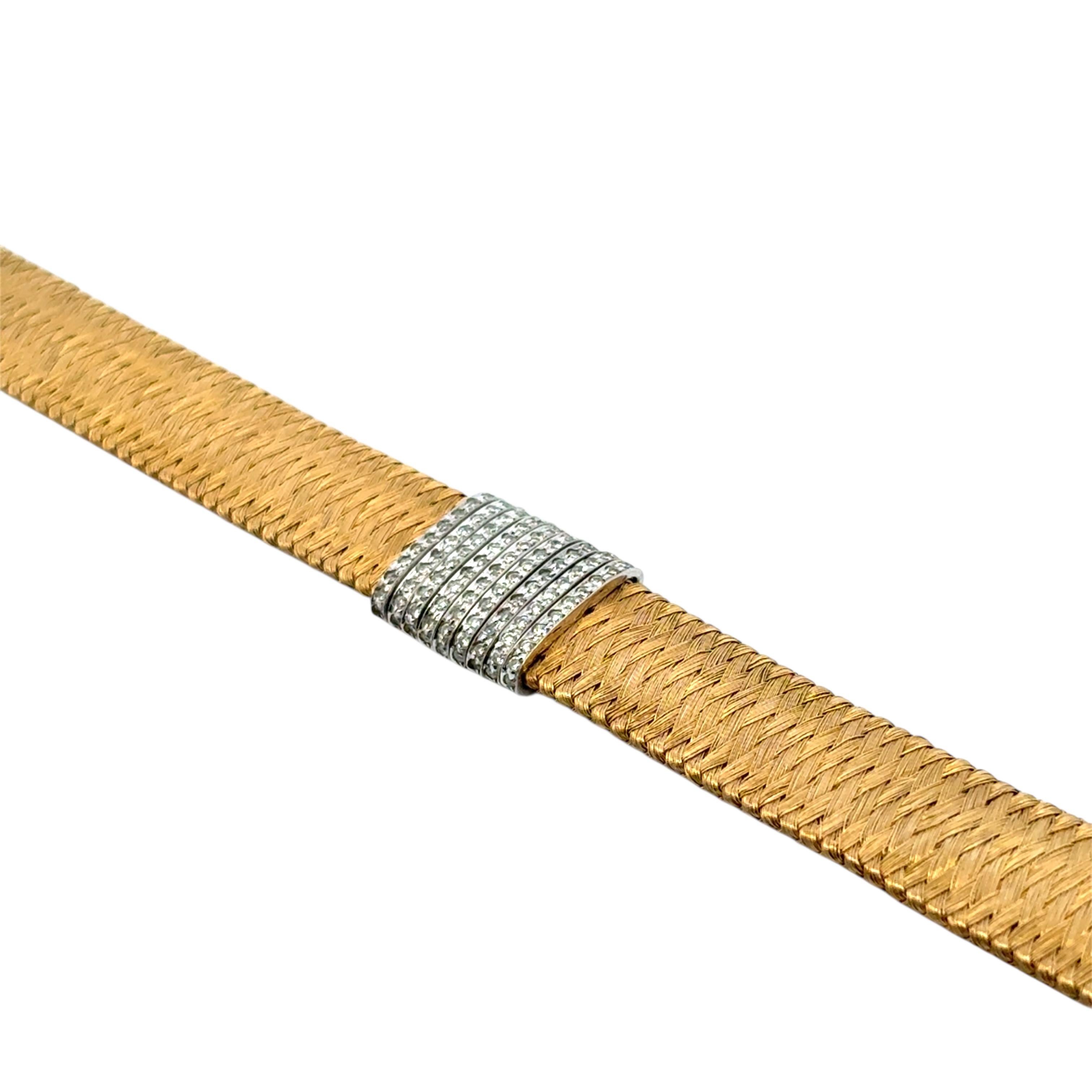 Roberto Coin Pulsera de oro amarillo y blanco de 18 quilates con tejido de seda y 9 filas de diamantes en venta 14