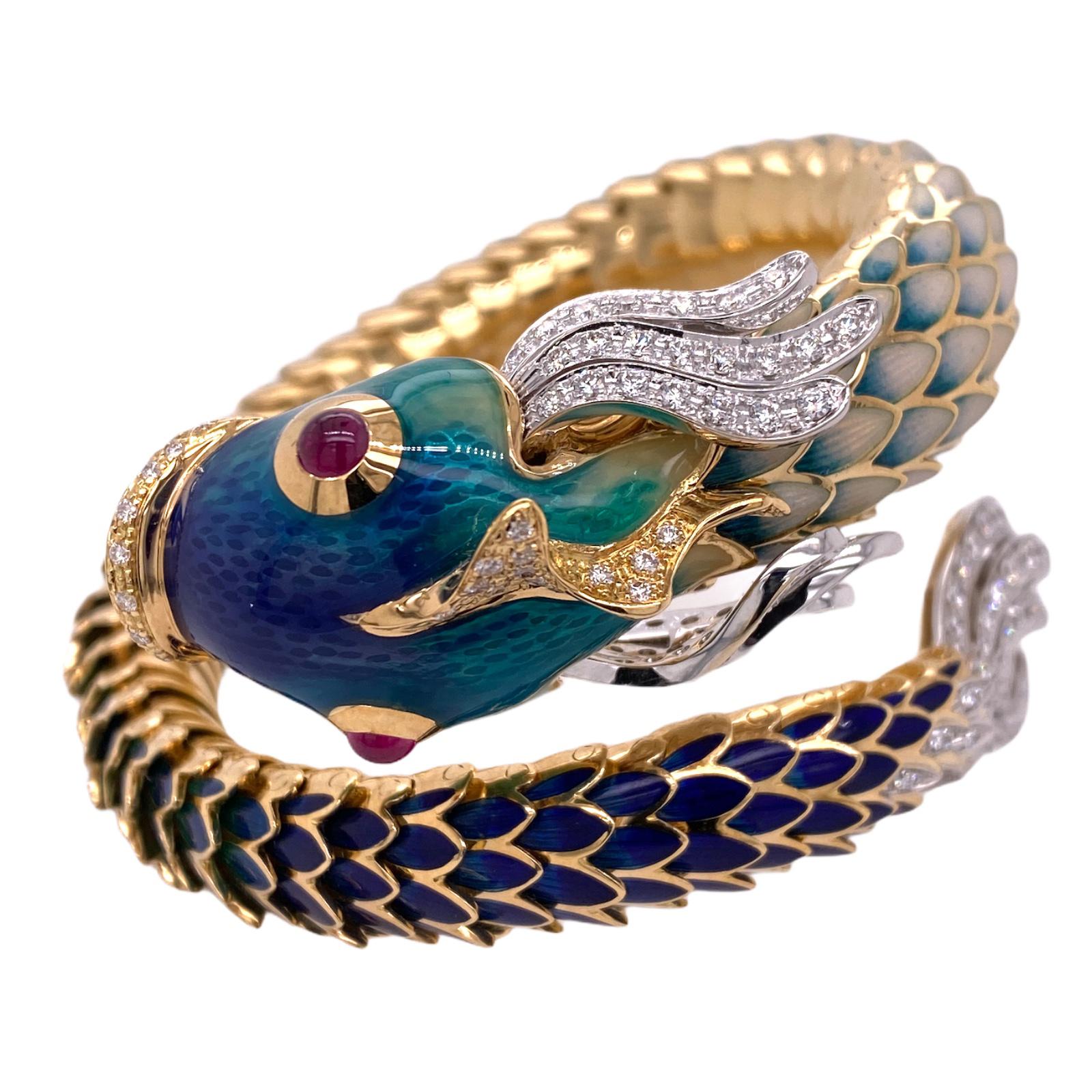 Round Cut Roberto Coin Animalier Diamond Enamel Nemo 18 Karat Yellow Gold Cuff Bracelet