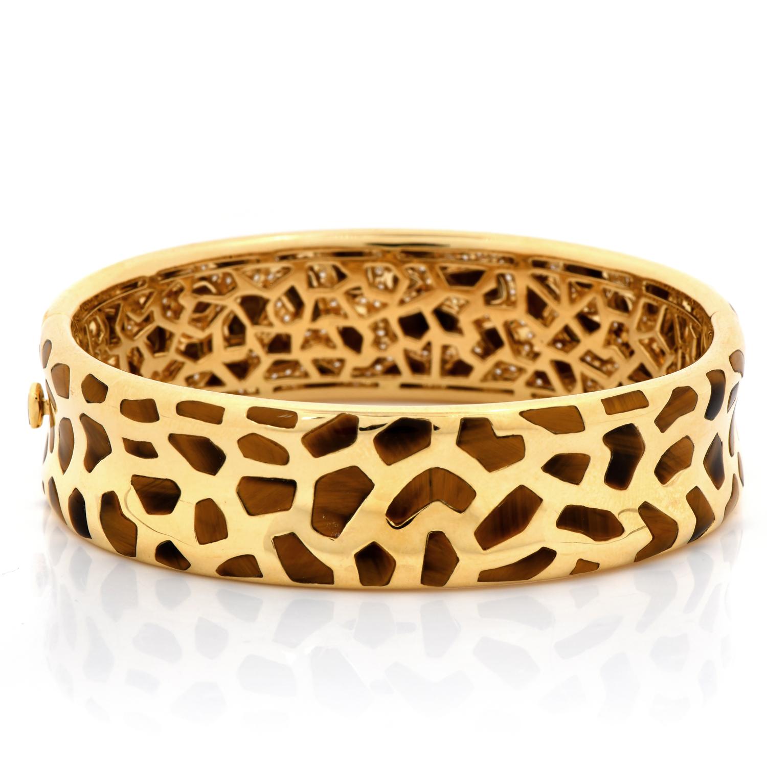 Moderne Roberto Coin Bracelet jonc animalier girafe en or 18 carats avec œil de tigre et diamants en vente