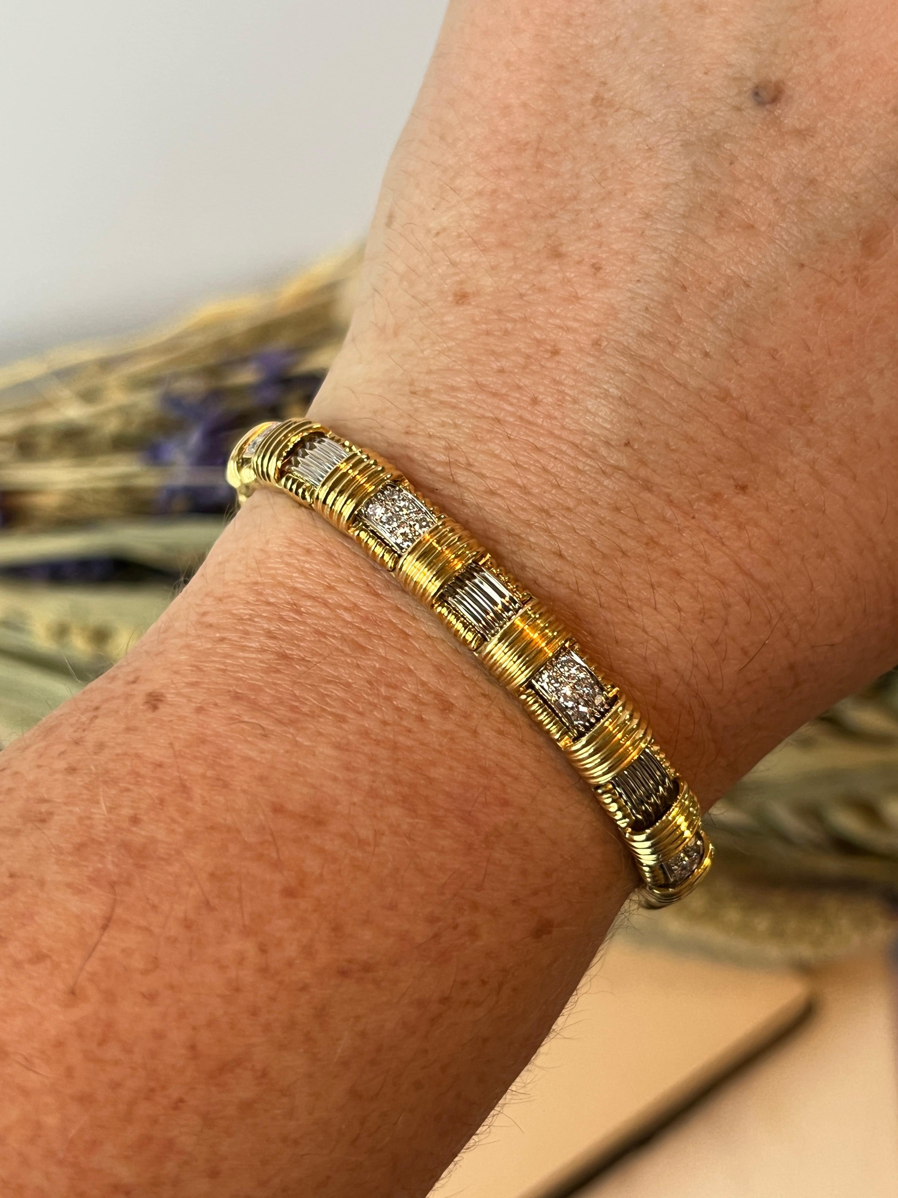 Contemporary Roberto Coin Appassionata 1.43tcw Diamond and 18k Two Tone Gold Link Bracelet