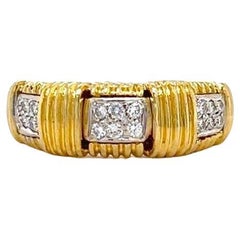 Roberto Coin Appassionata 18 Karat Yellow Gold and Diamond Ring Italy