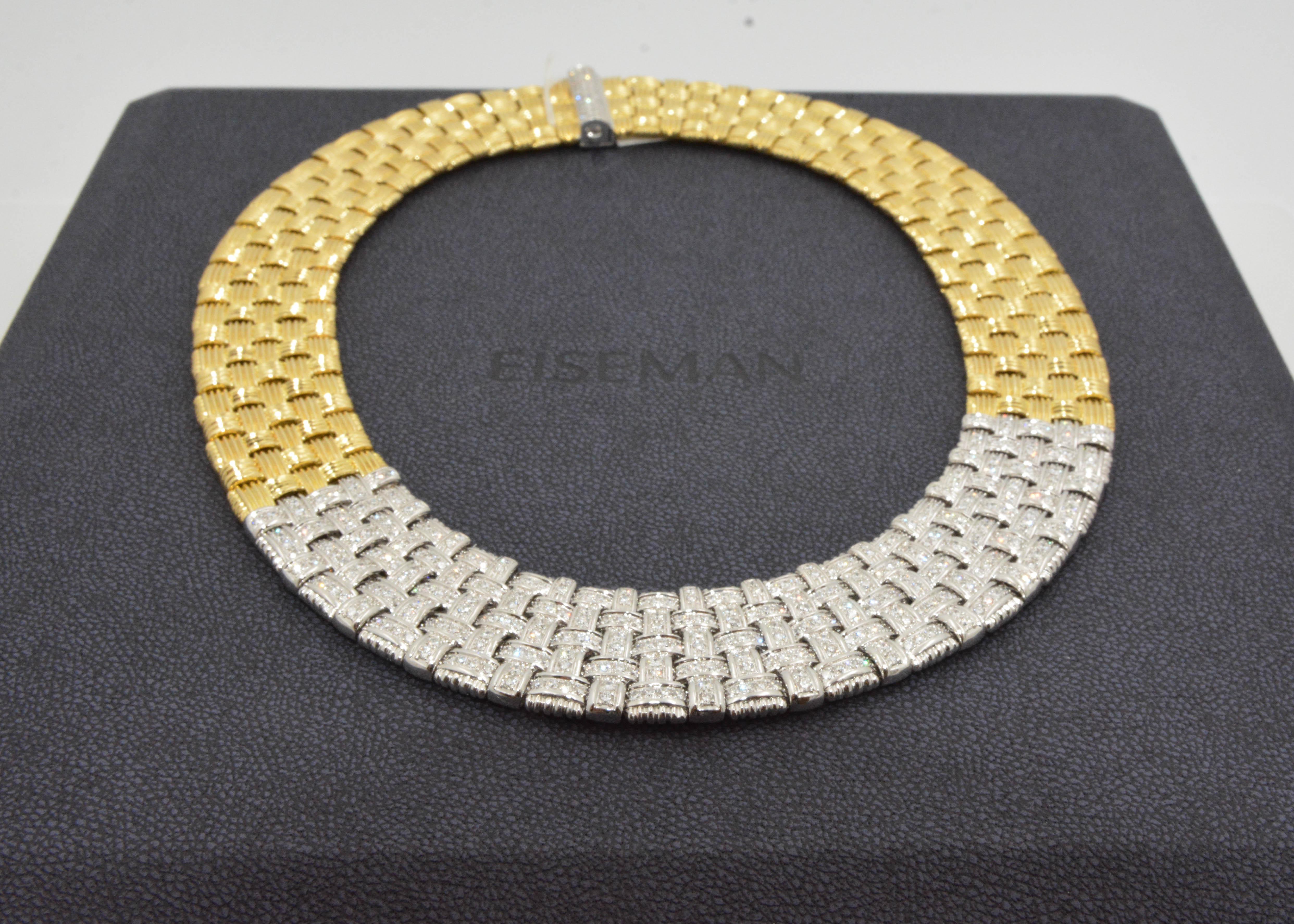 Roberto Coin, ‘Appassionata’ 18 Karat Yellow/White Gold with Diamonds Necklace In Excellent Condition In Dallas, TX