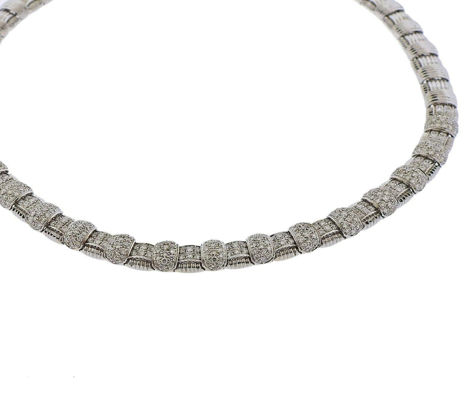 Classic Roberto Coin Appassionata necklace in 18K White Gold. Featuring 7.36ct in Diamonds: VS clarity; G color. Necklace is .16.5