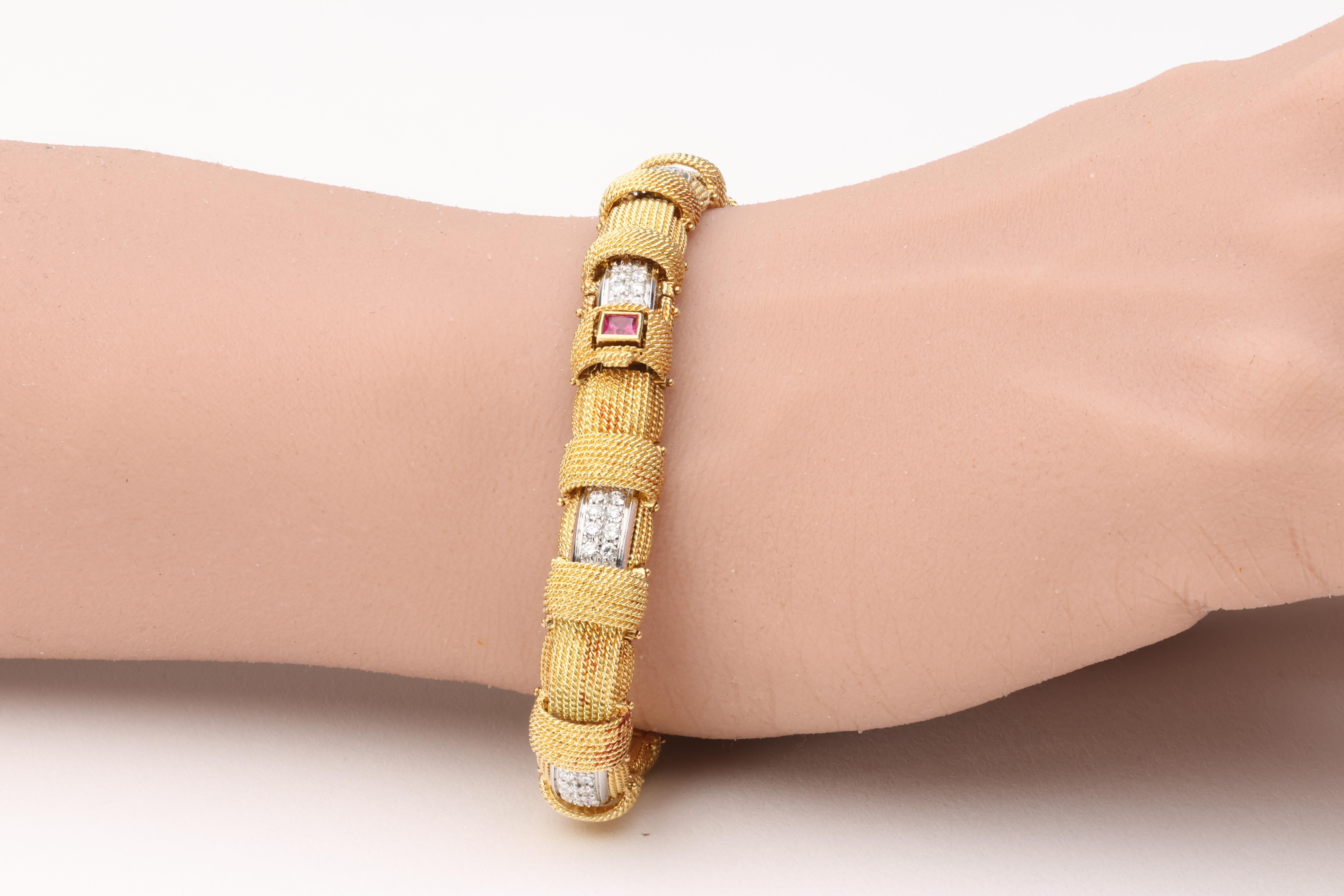 Roberto Coin Appassionata Diamond and Ruby 18 Karat Yellow Gold Bracelet  For Sale 4