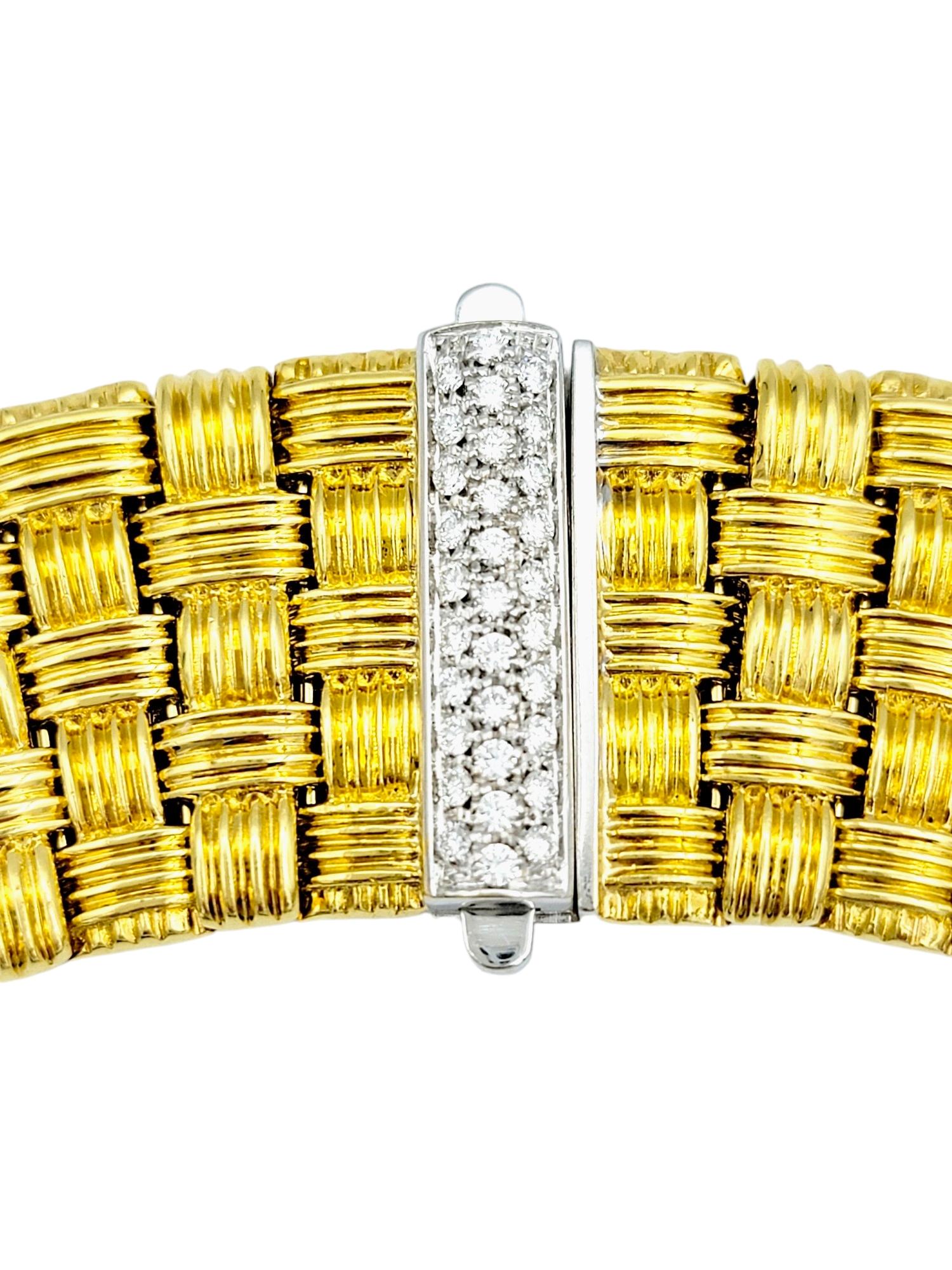 Round Cut Roberto Coin Appassionata Diamond Basket Weave Collar Necklace in 18 Karat Gold