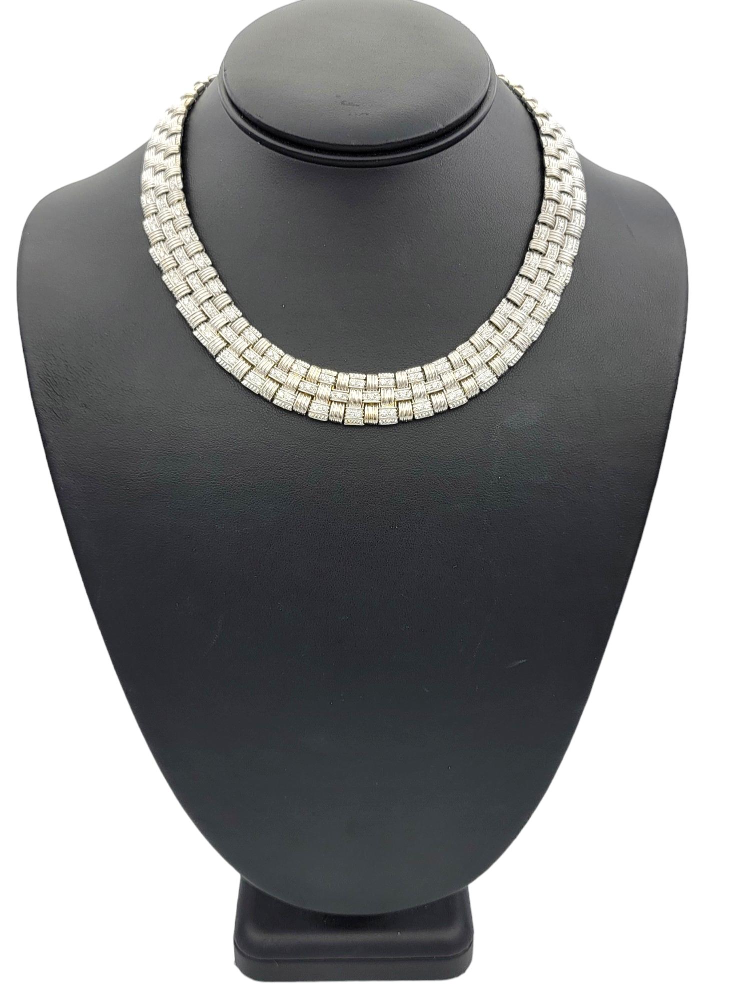 Roberto Coin Appassionata Diamond Collar Necklace Set in 18 Karat White Gold For Sale 3